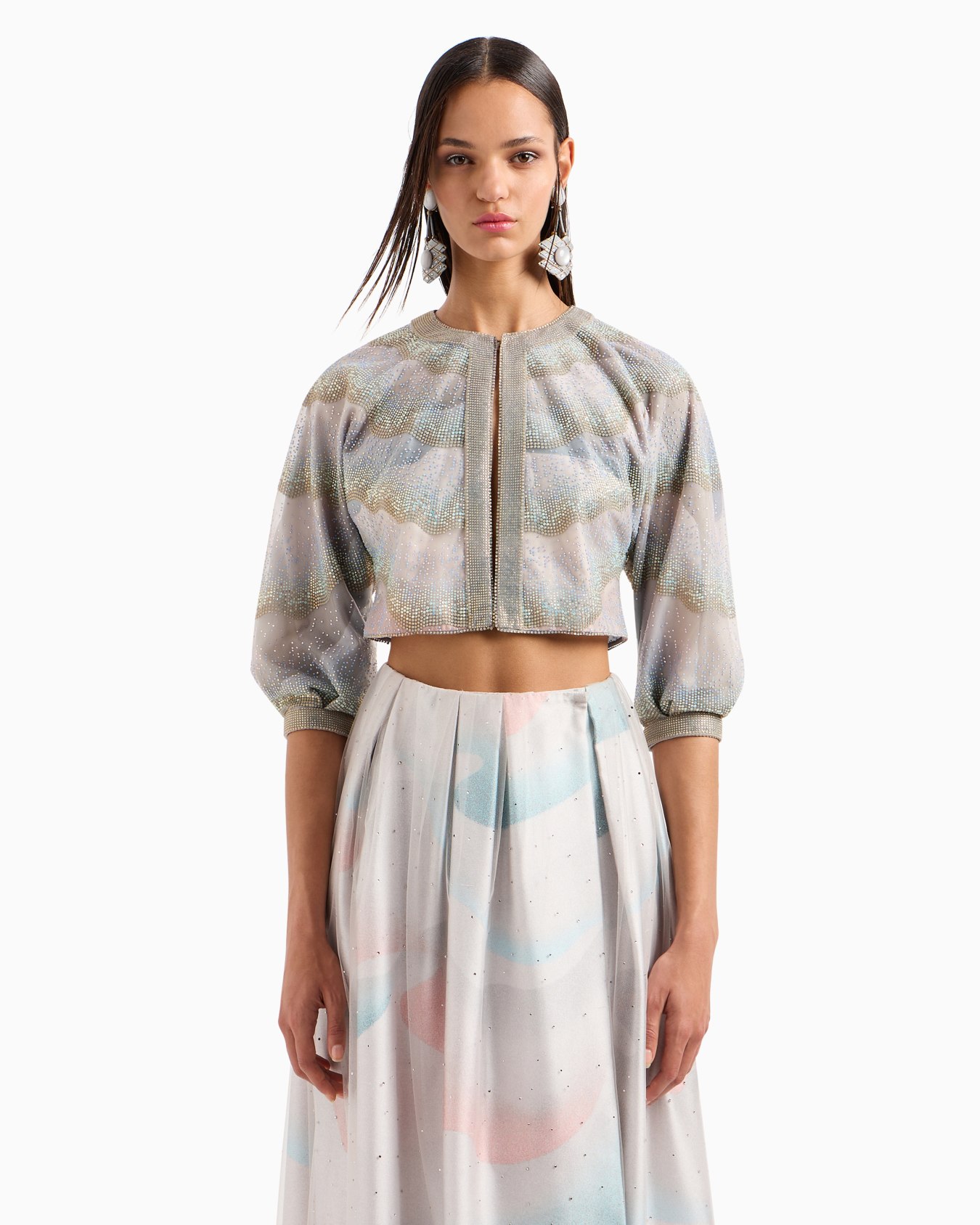 Short tulle jacket with crystals Slide 2