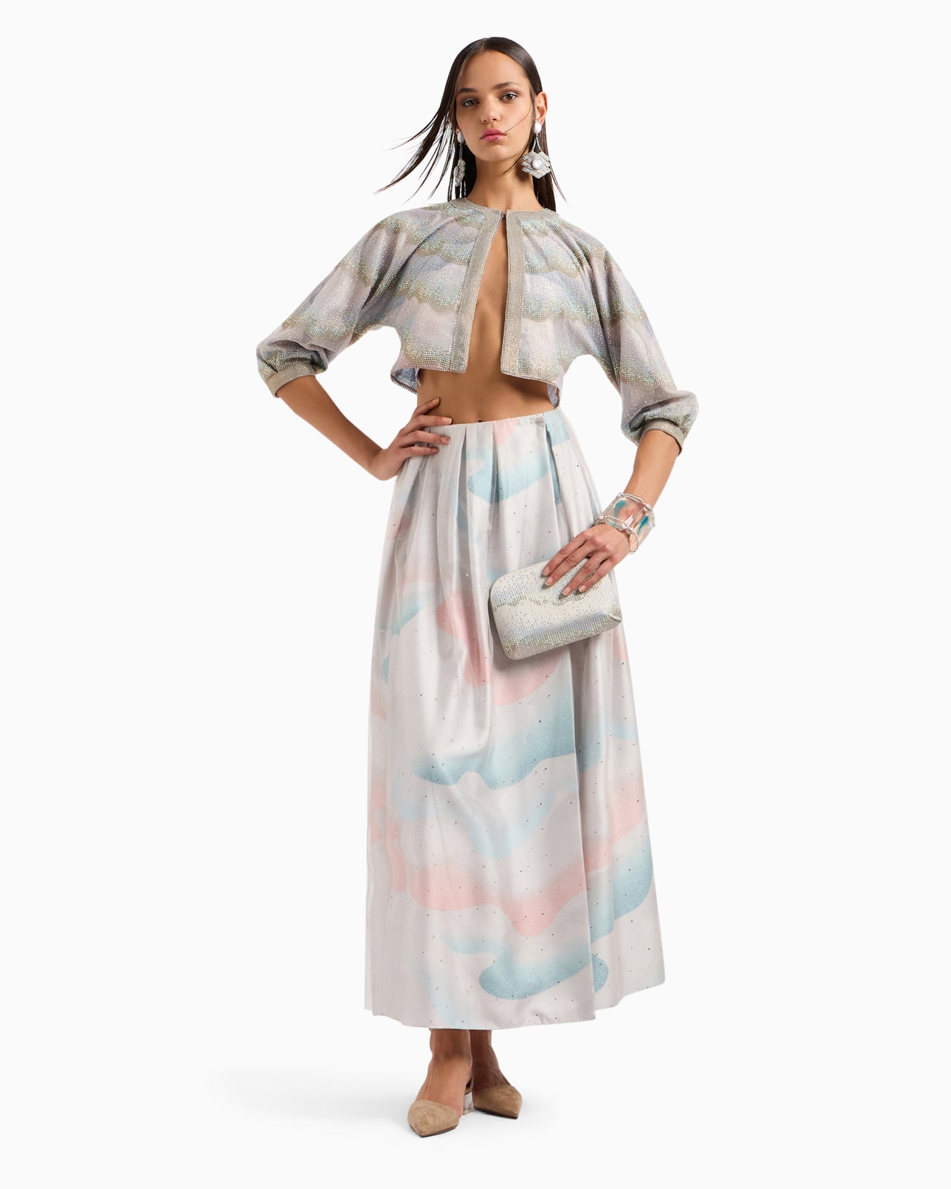 Short tulle jacket with crystals Slide 3