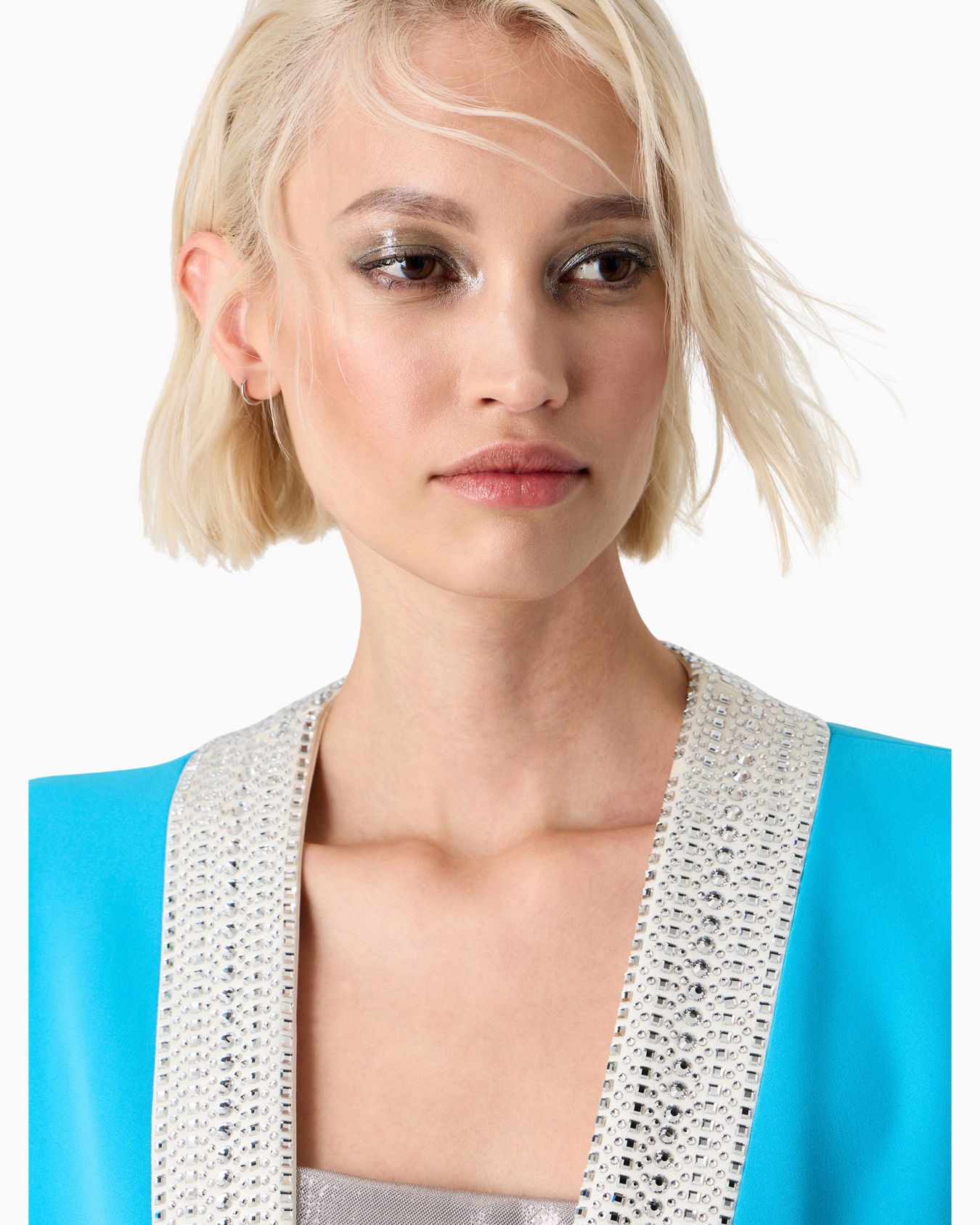 Embroidered silk open jacket Diapositiva 4