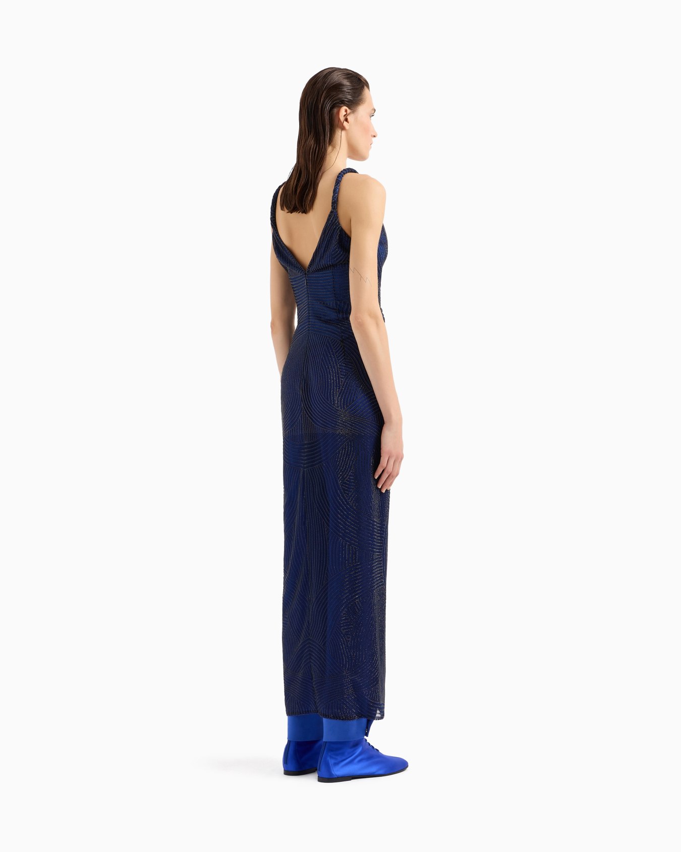 Embroidered long dress Slide 3