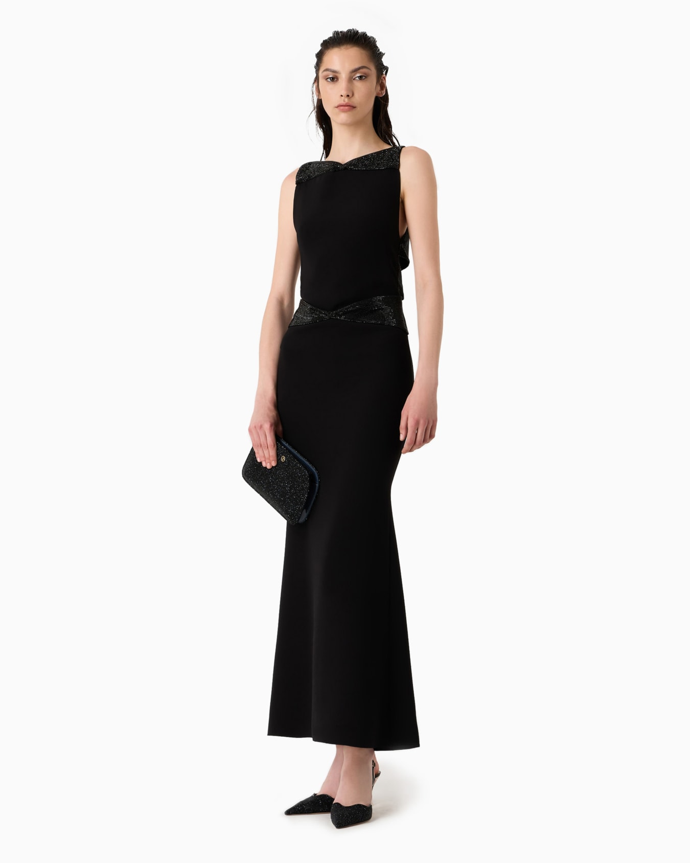 Vestido largo en cady de seda con detalles de strass Diapositiva 3