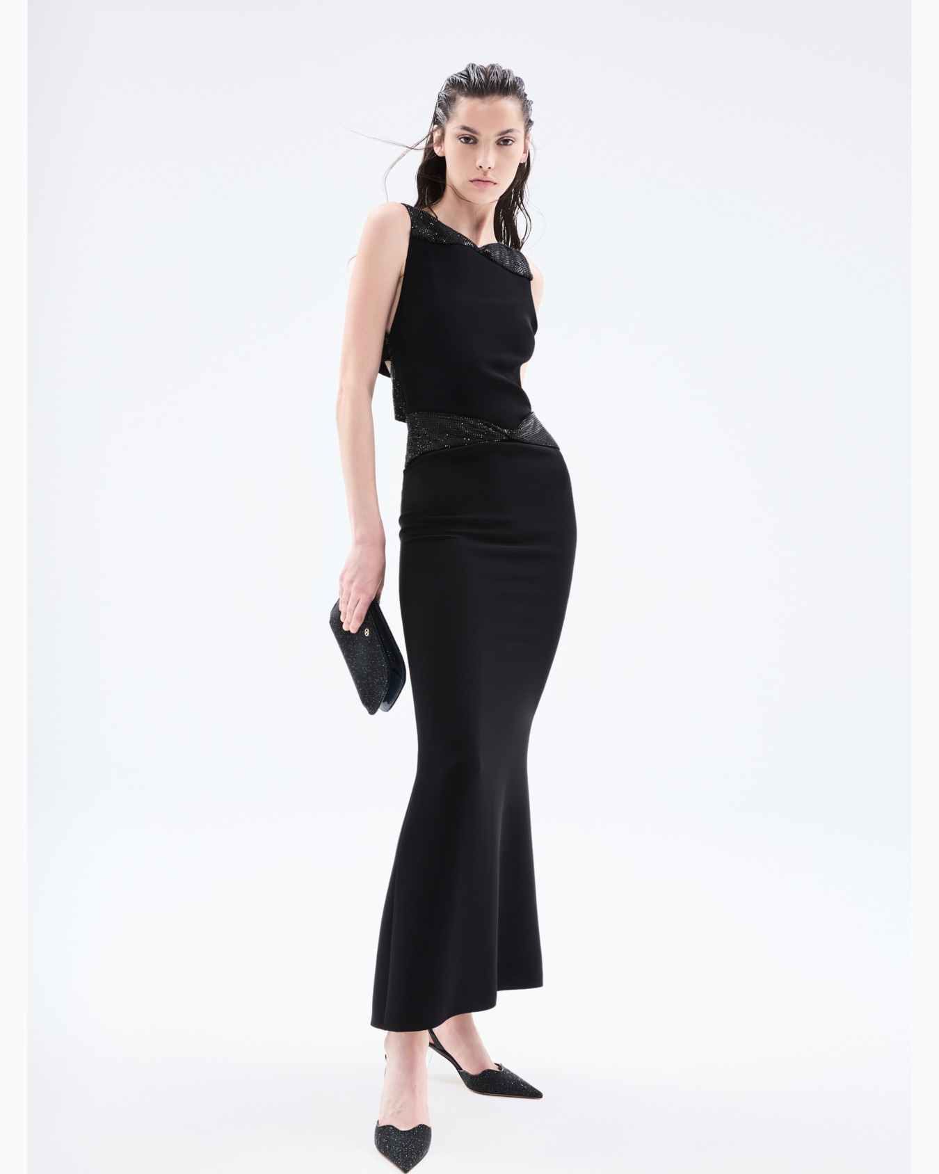 Vestido largo en cady de seda con detalles de strass Diapositiva 5