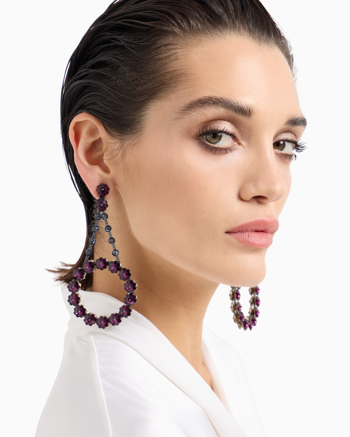 Hängeohrringe mit Blumen aus Swarovski-Kristallen | Giorgio Armani
