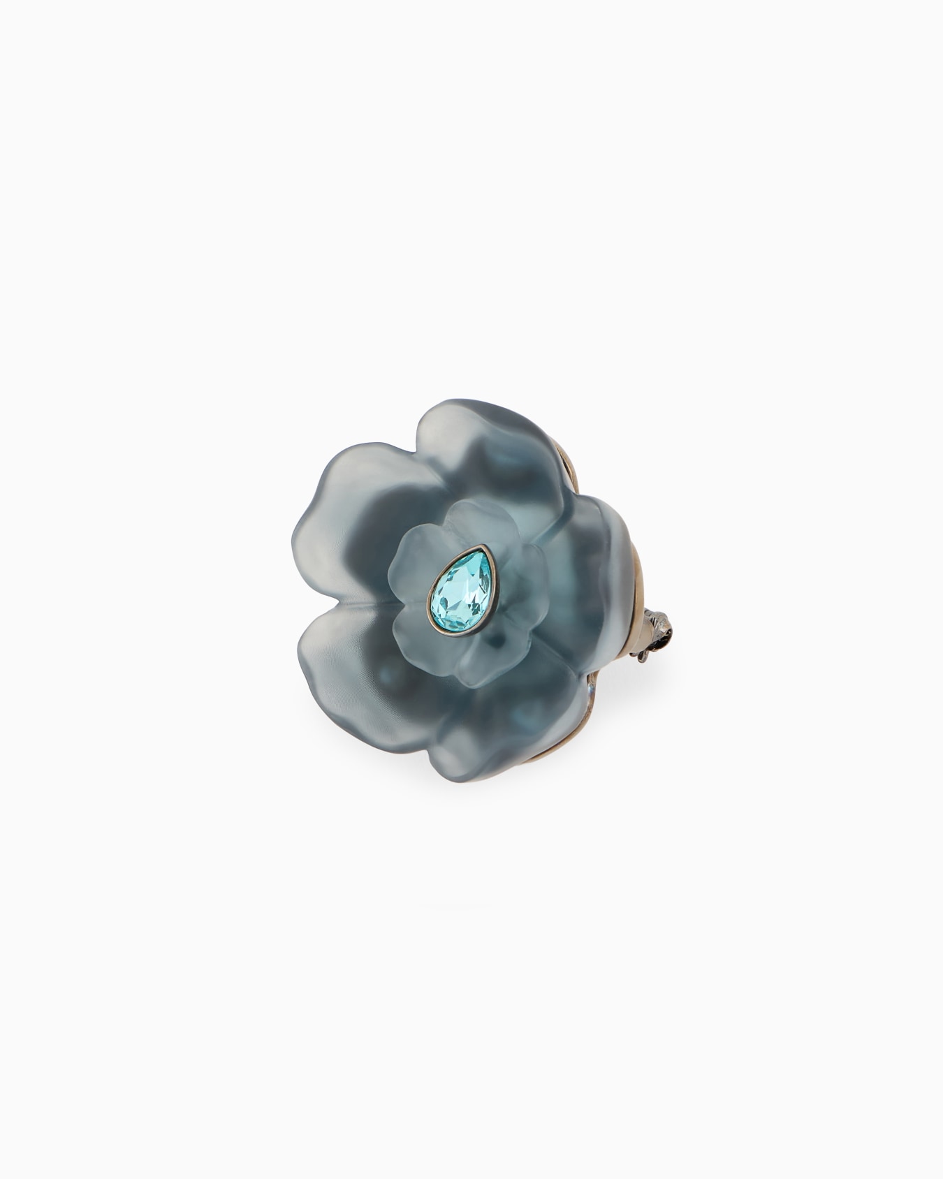 Resin flower brooch Slide 1