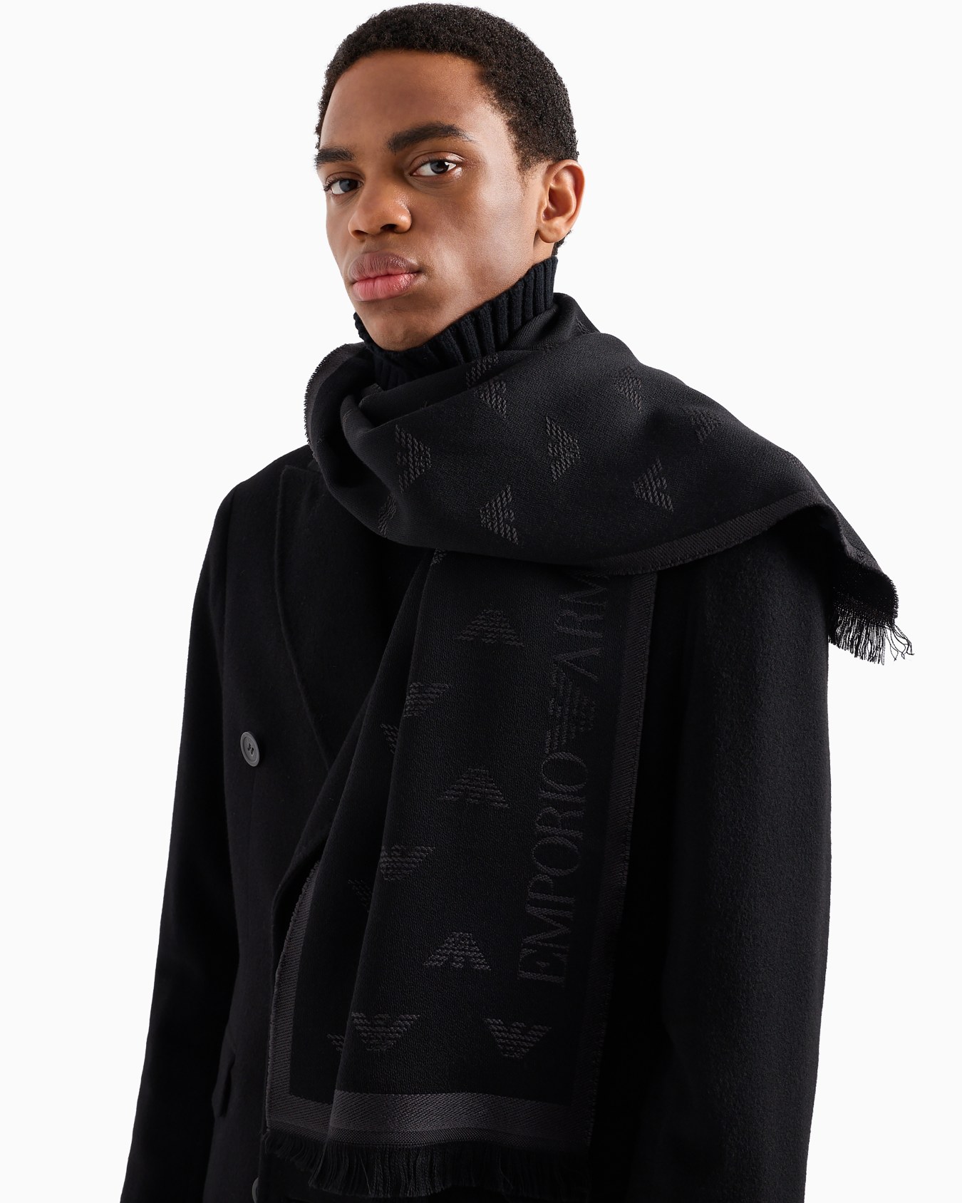 Wool scarf with all-over jacquard eagle Slide 2