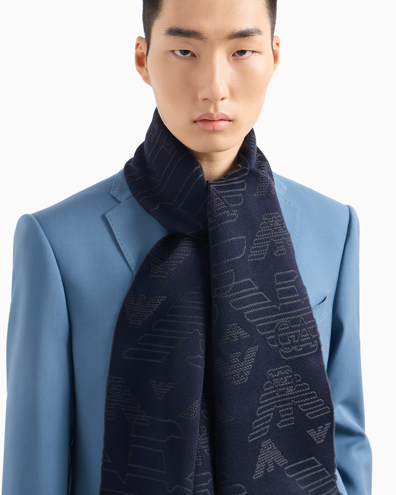 Wool scarf with all-over jacquard eagle Slide 2