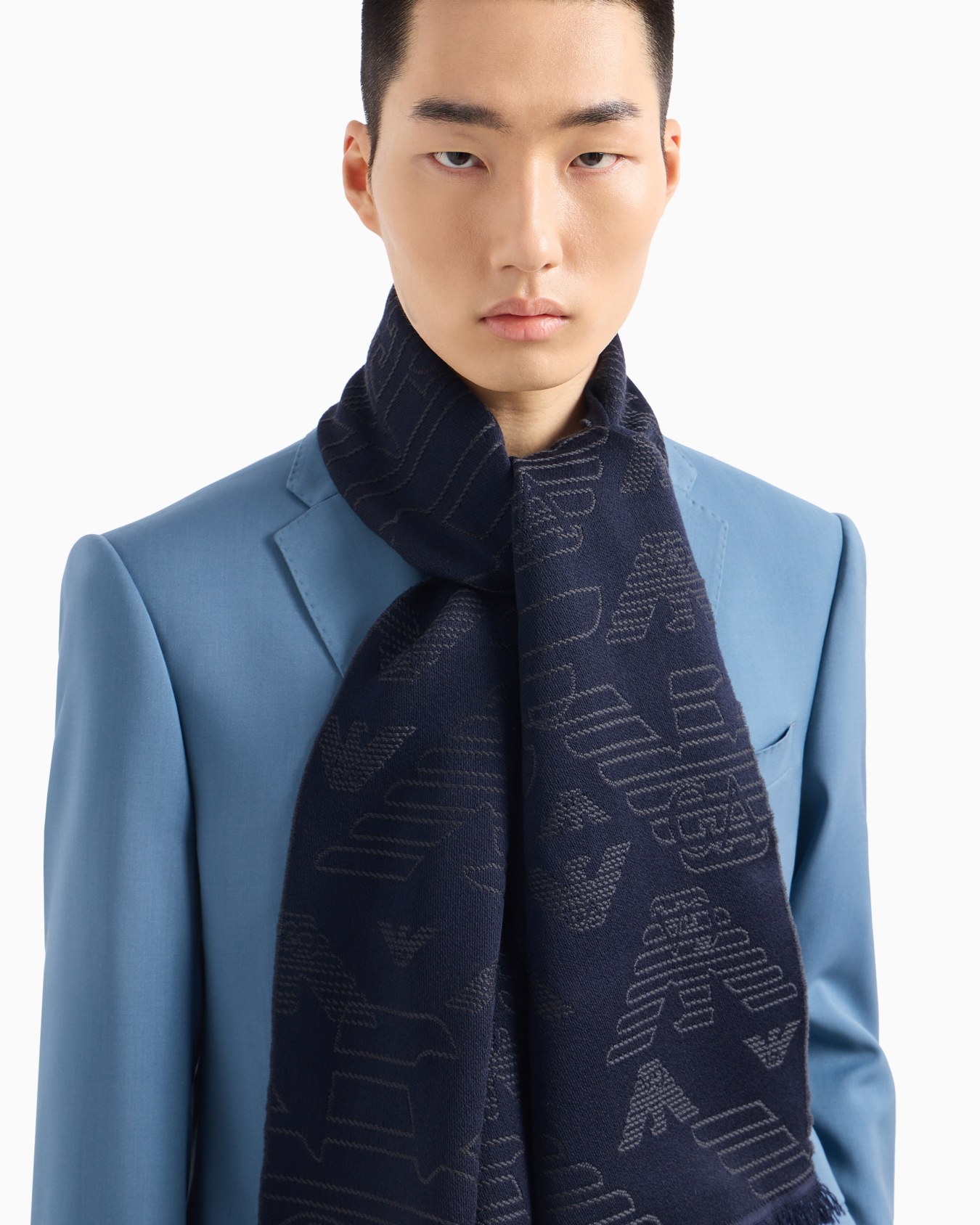 Wool scarf with all-over jacquard eagle Slide 2
