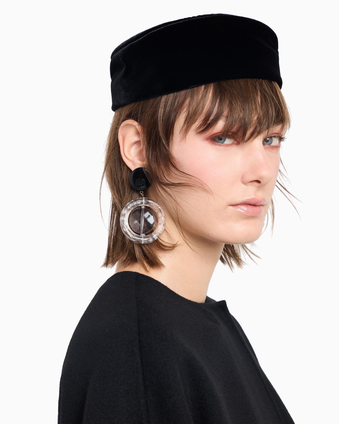 Cappello papalina in velluto Slide 2