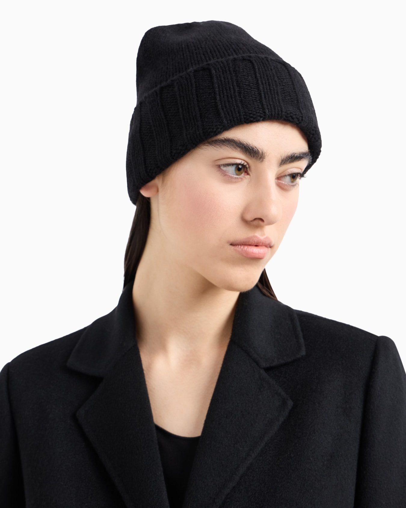Ribbed cashmere beanie Slide 2