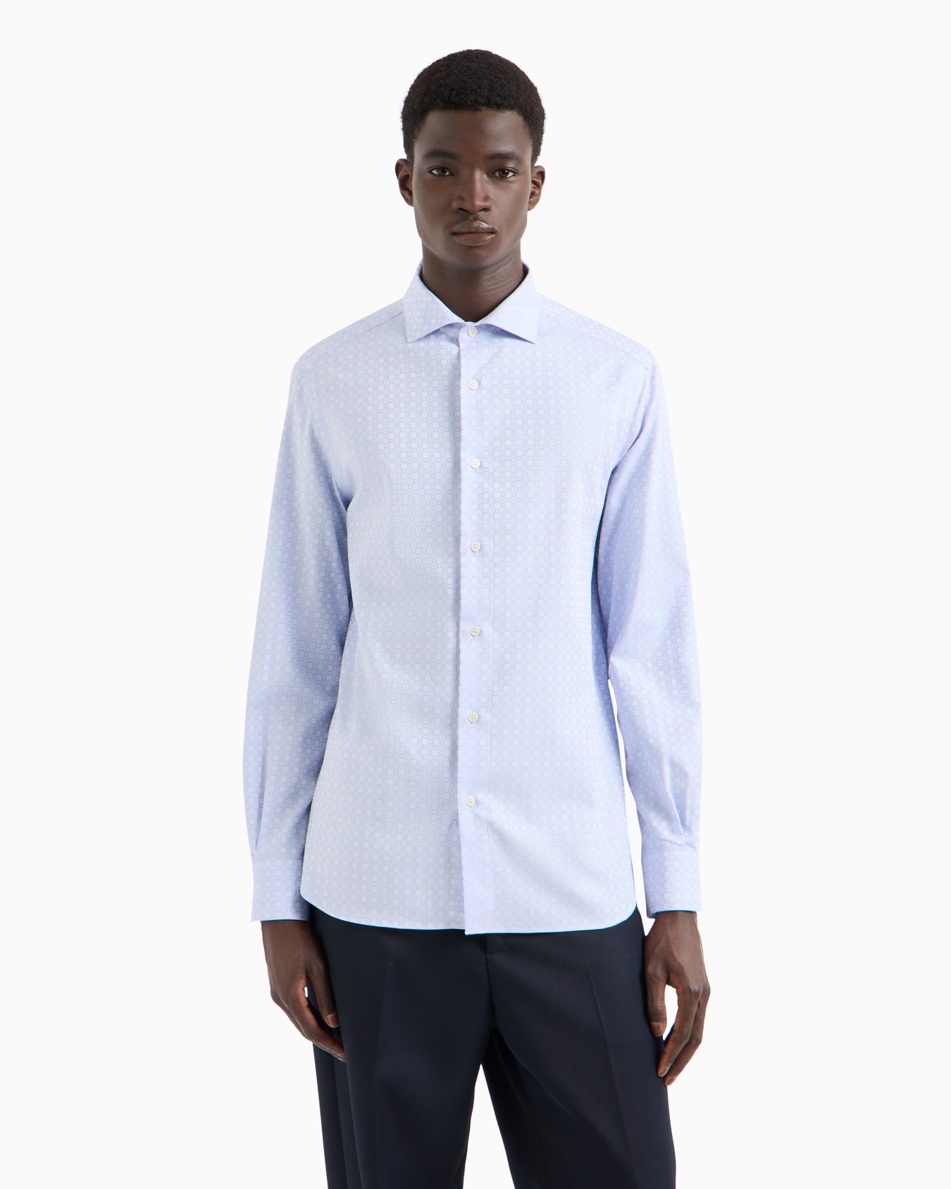 Camisa de algodón en tejido jacquard con fantasía integral de logotipo Diapositiva 1