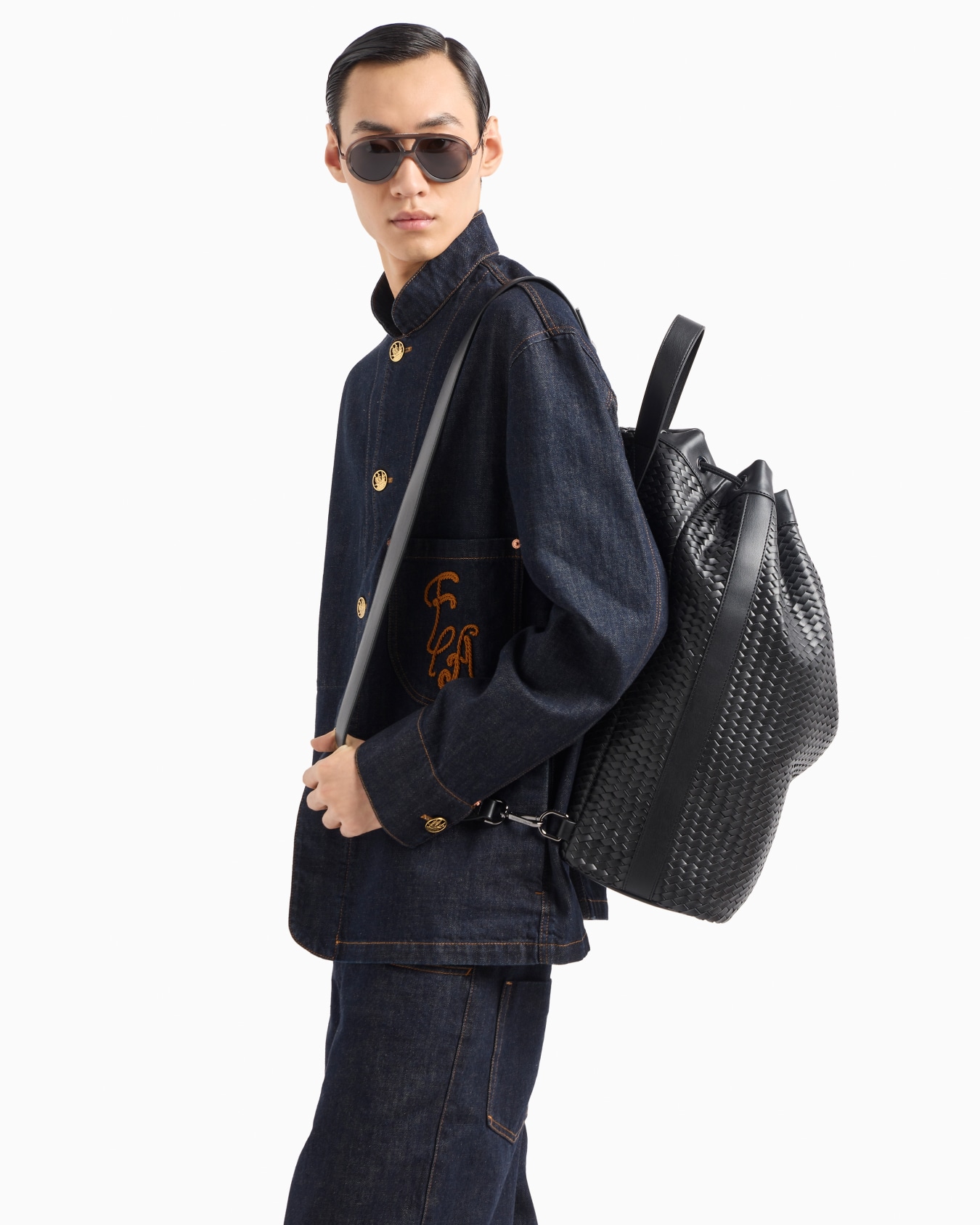 Blazer à col officier en denim craquelé avec broderie EA Diapositive 6