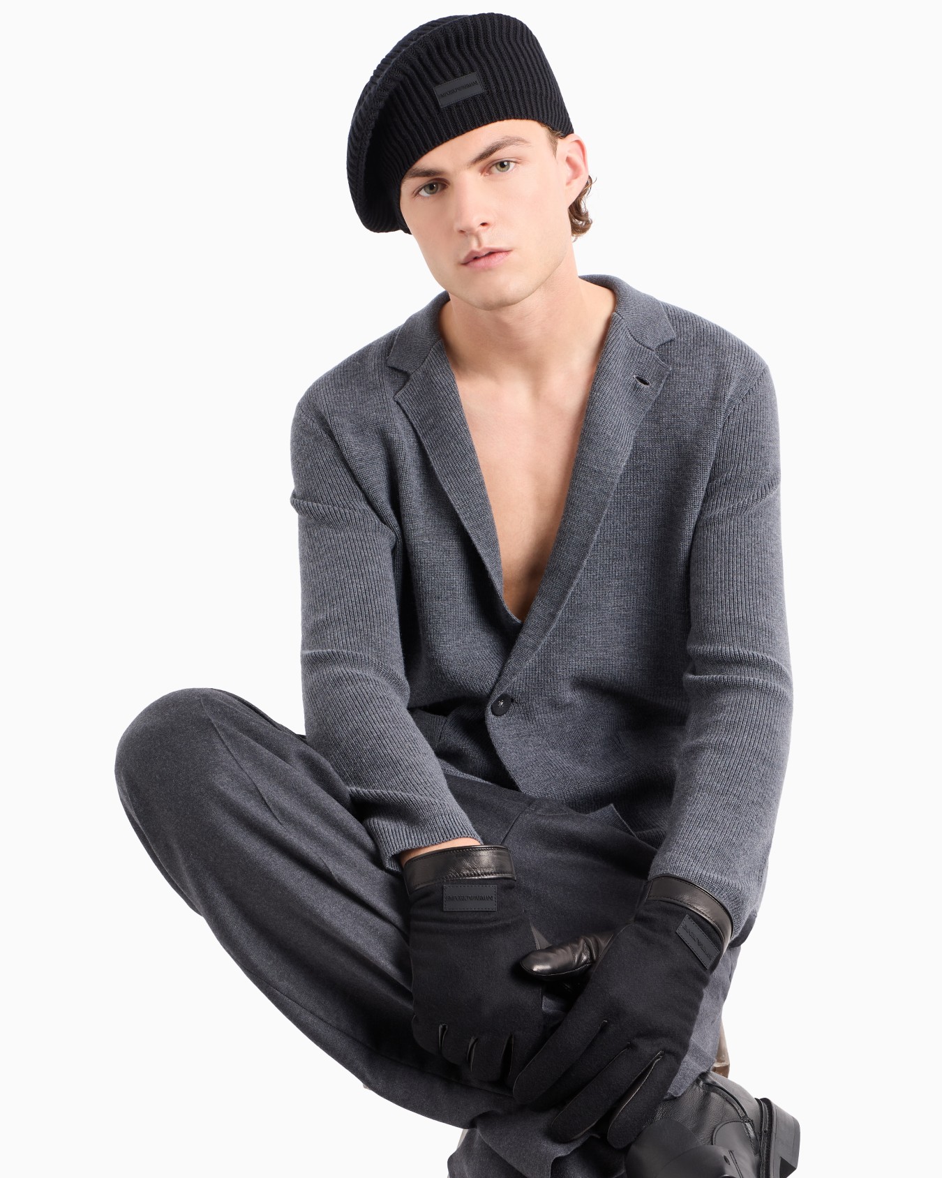 Virgin wool-blend knit double-breasted blazer Slide 5