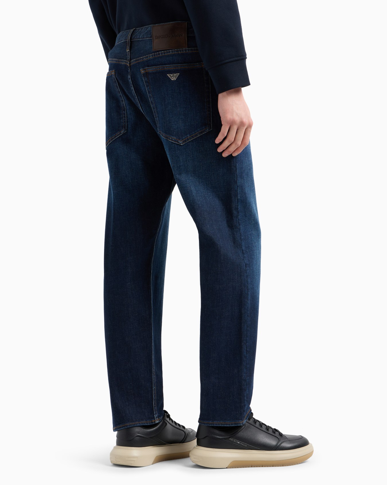 Jean ample J69 en denim stretch lavé à la pierre avec traitement effet sali Diapositive 2