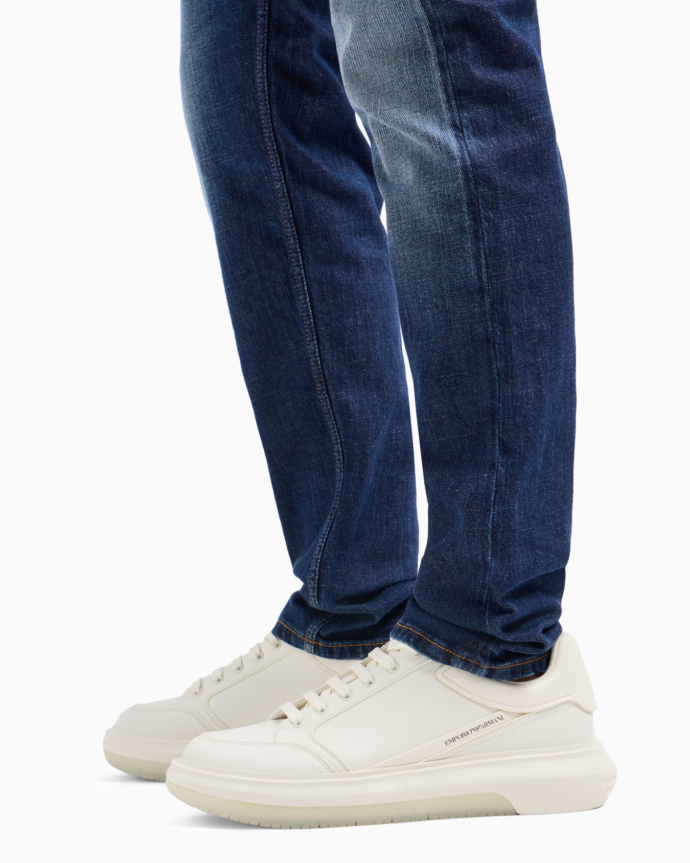 J75 Slim-fit, made-in-Italy vintage denim jeans Slide 4
