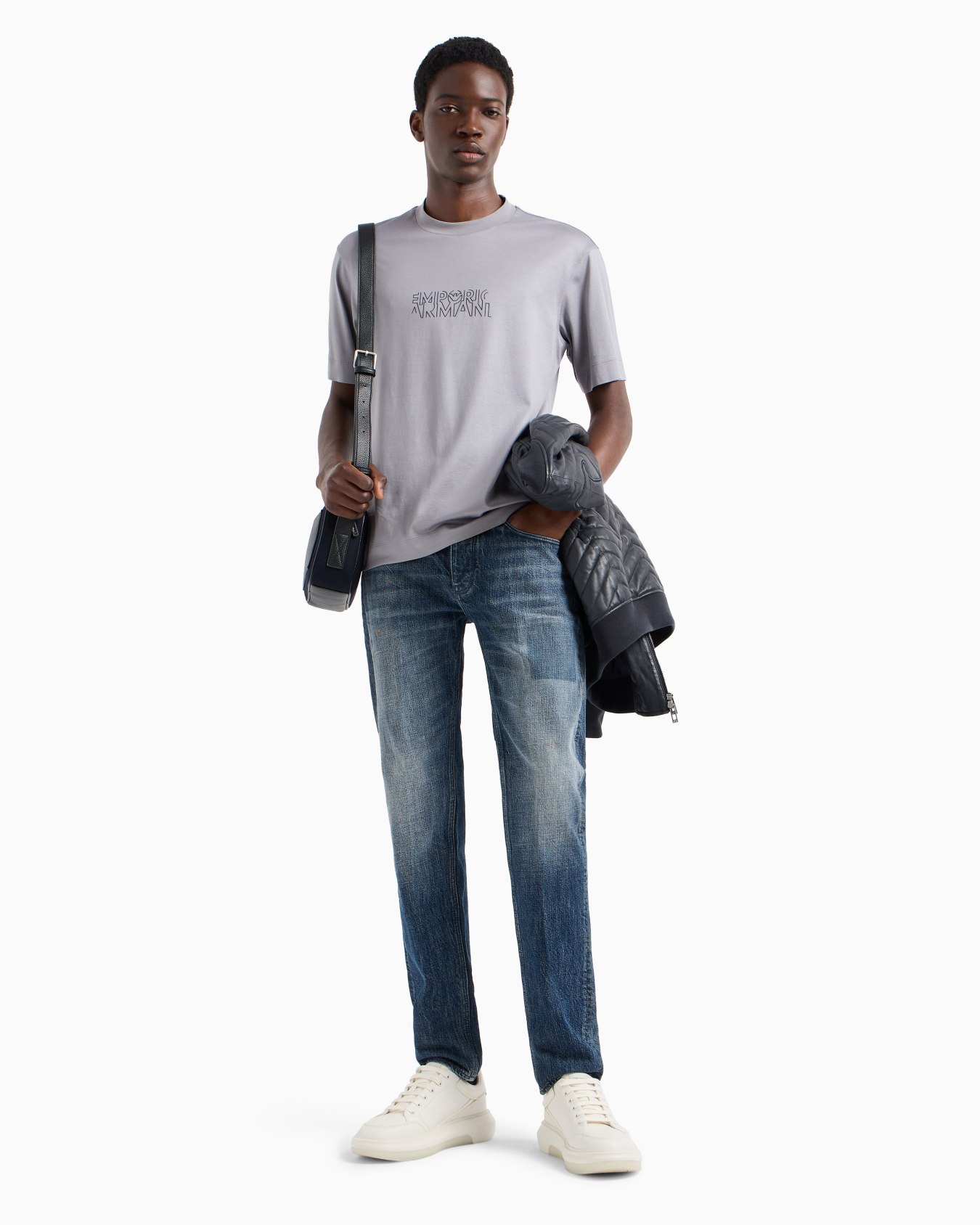 Jean coupe slim J75 en denim stretch cross lavé à la pierre avec franges Diapositive 3