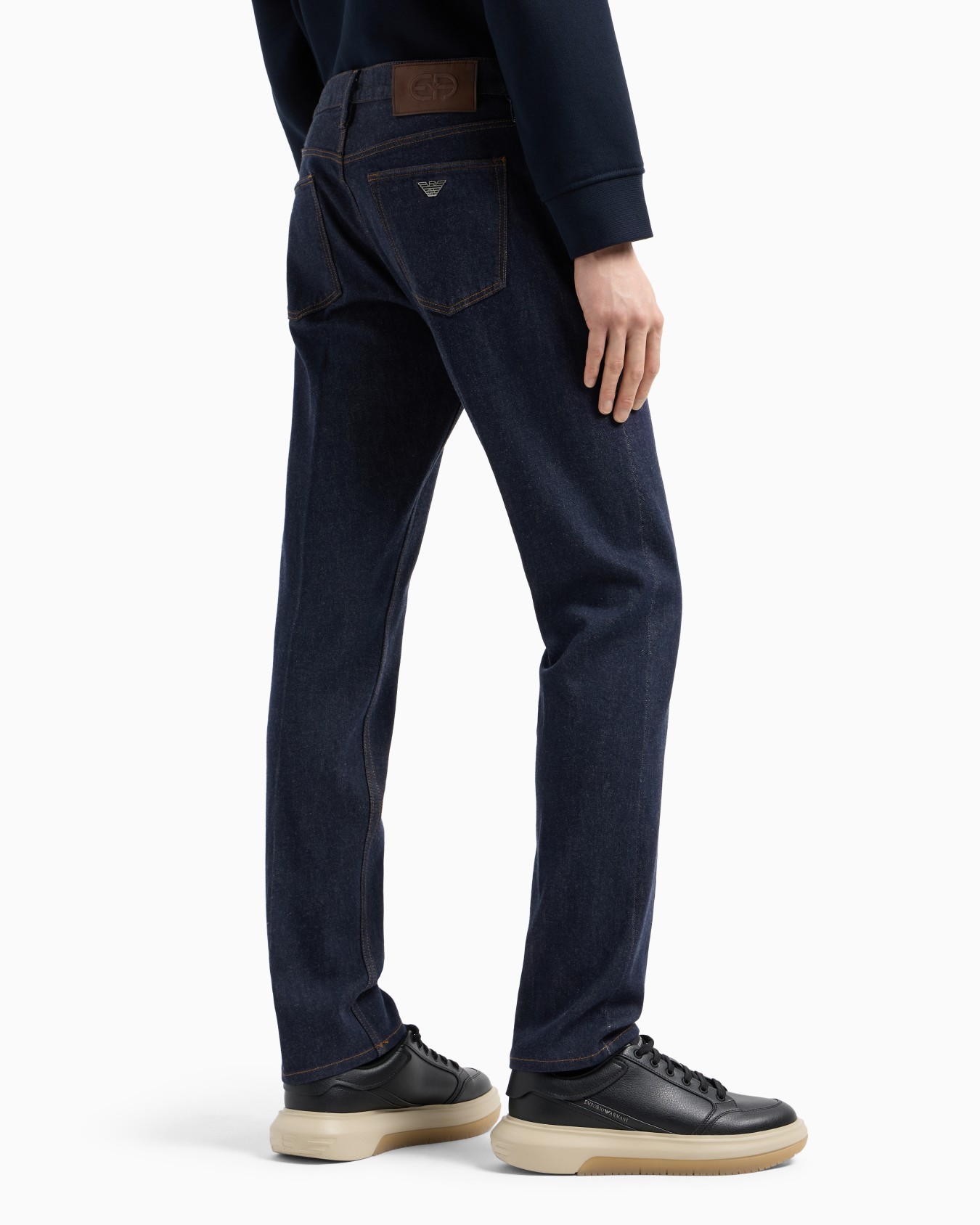 J75 Slim-fit jeans in selvedge denim Slide 2