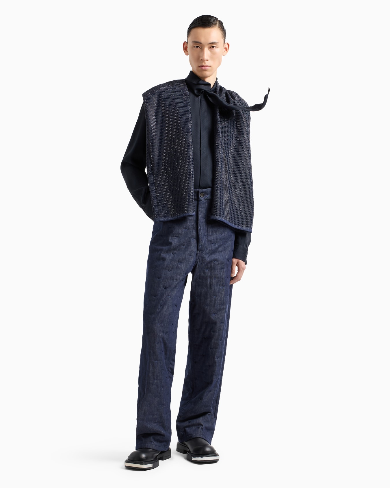 Jean en denim avec broderie micro aigle all over Diapositive 3