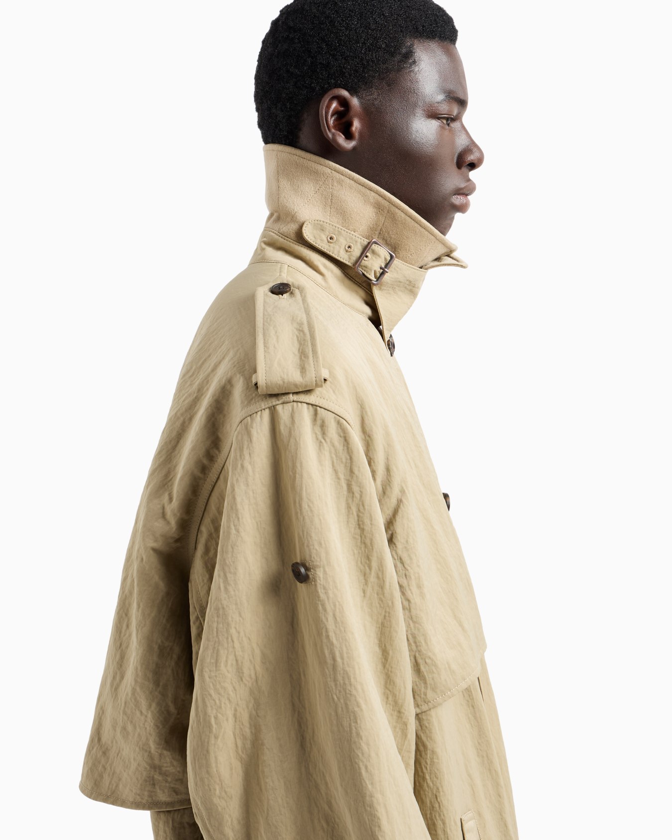 Double-breasted trench coat with belt in technical twill Slide 4