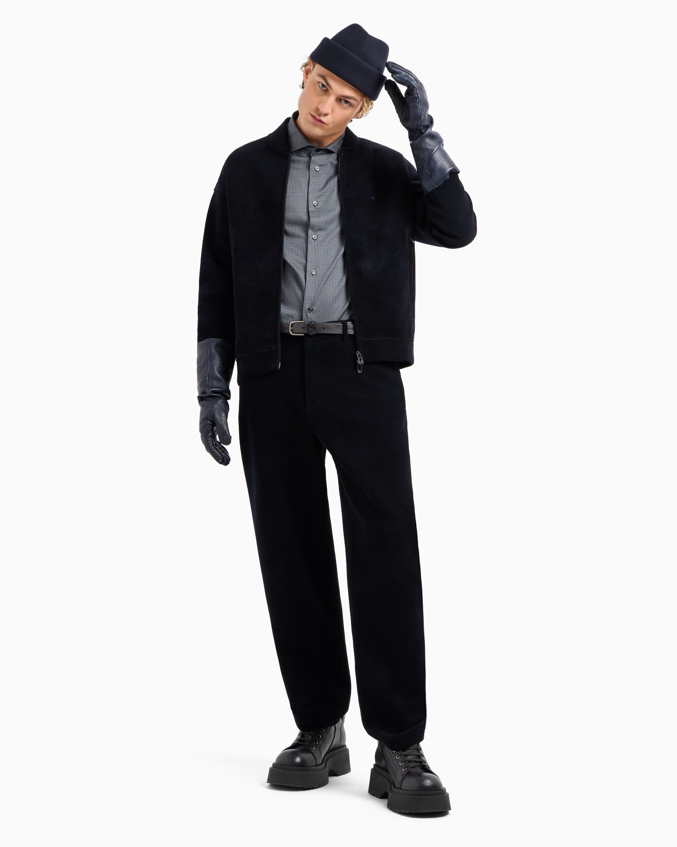 Ribbed velour zip-up sweatshirt Slide 4
