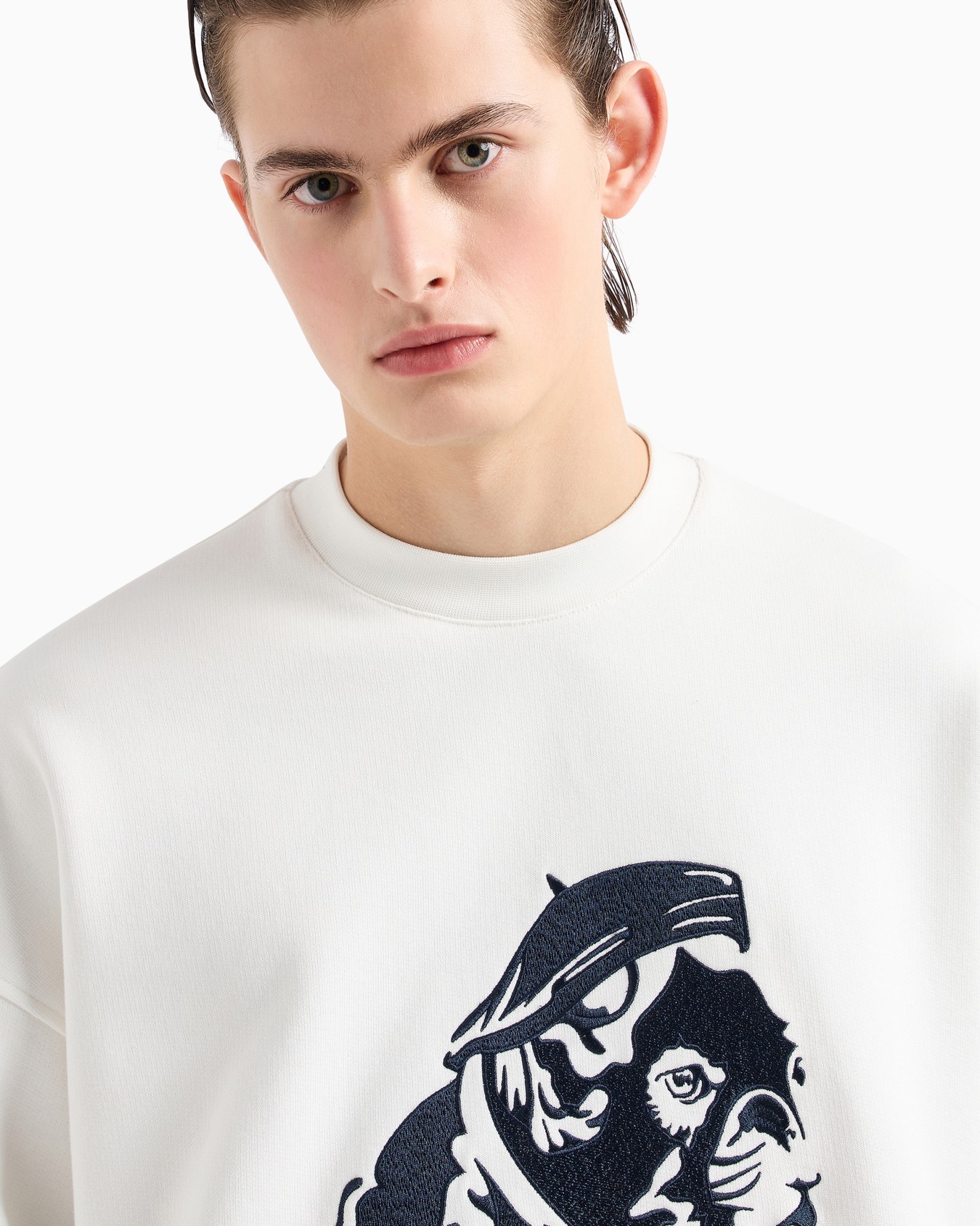 Oversized sweatshirt in French terry jersey with oversized French bulldog embroidery Slide 5