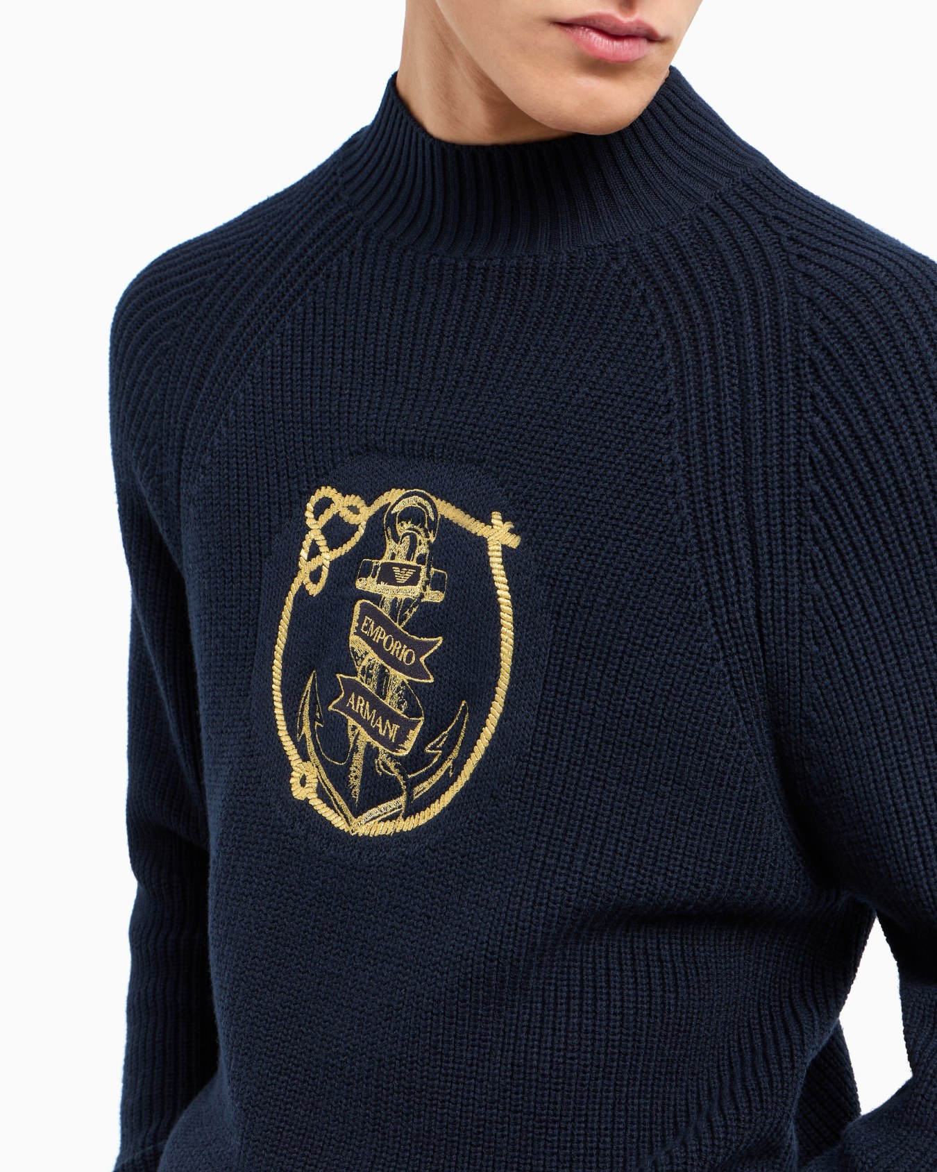 Pull à col roulé en mélange de laine vierge avec broderie ancre et logo Diapositive 5