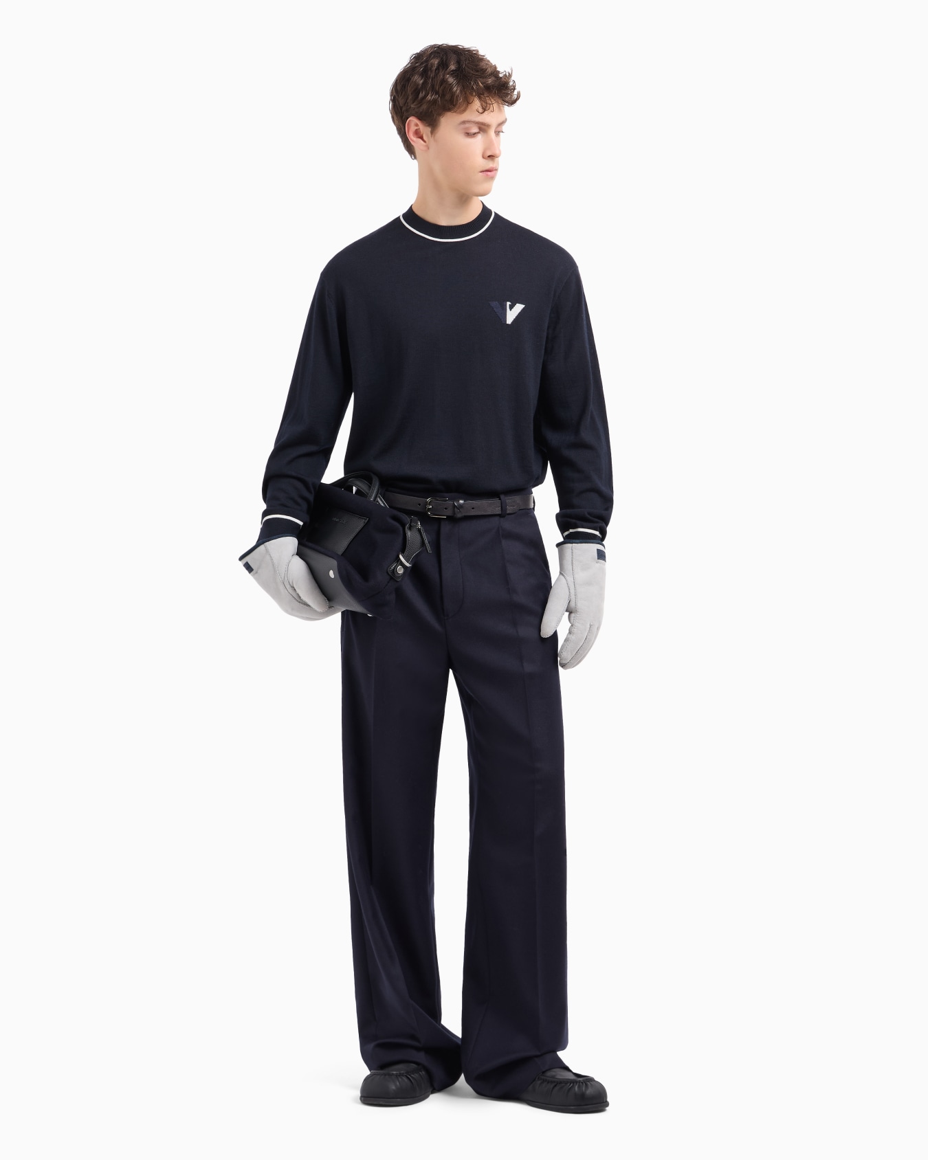 Pull en laine vierge avec détail du logo jacquard Diapositive 3