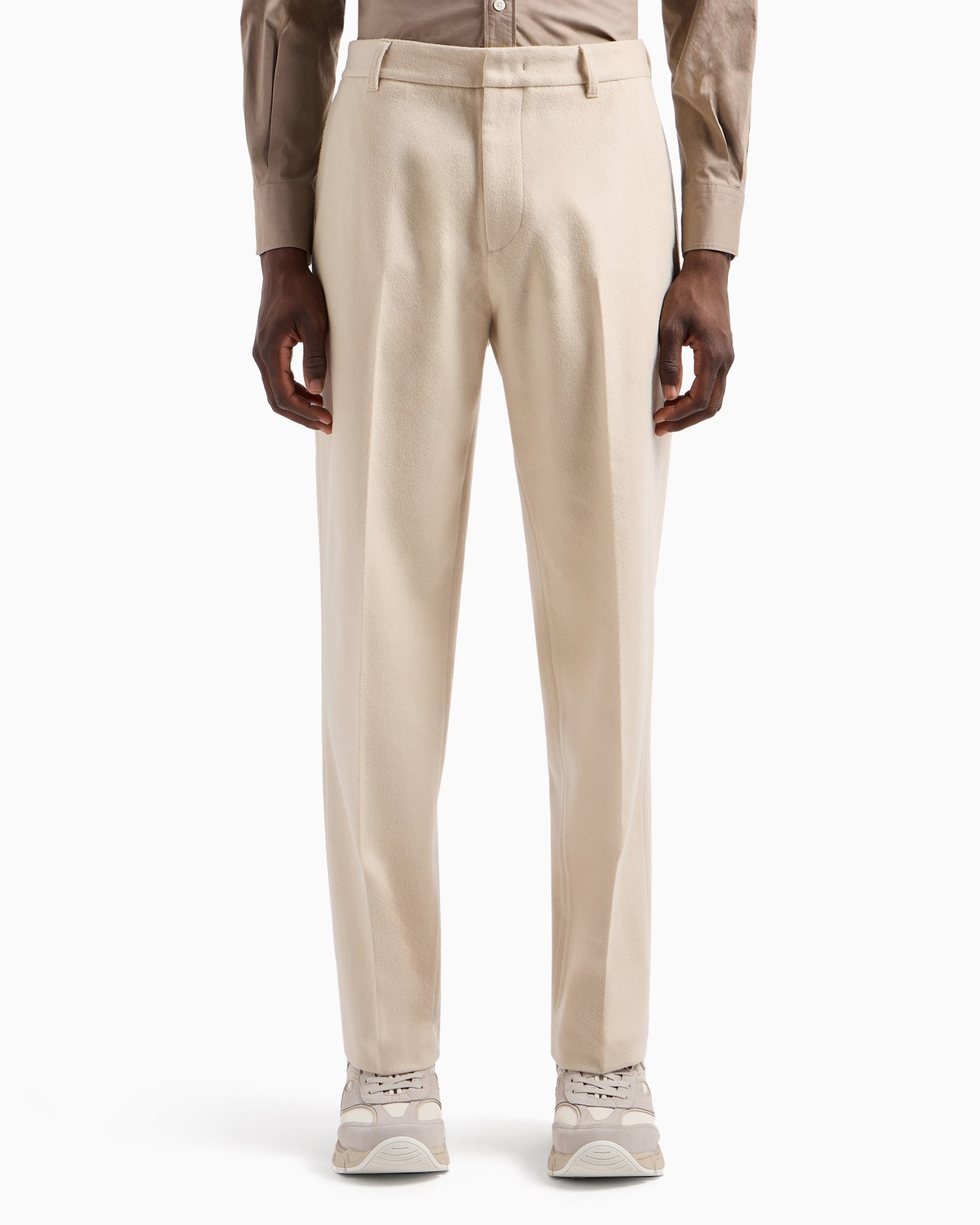 Chinos in virgin wool Slide 2