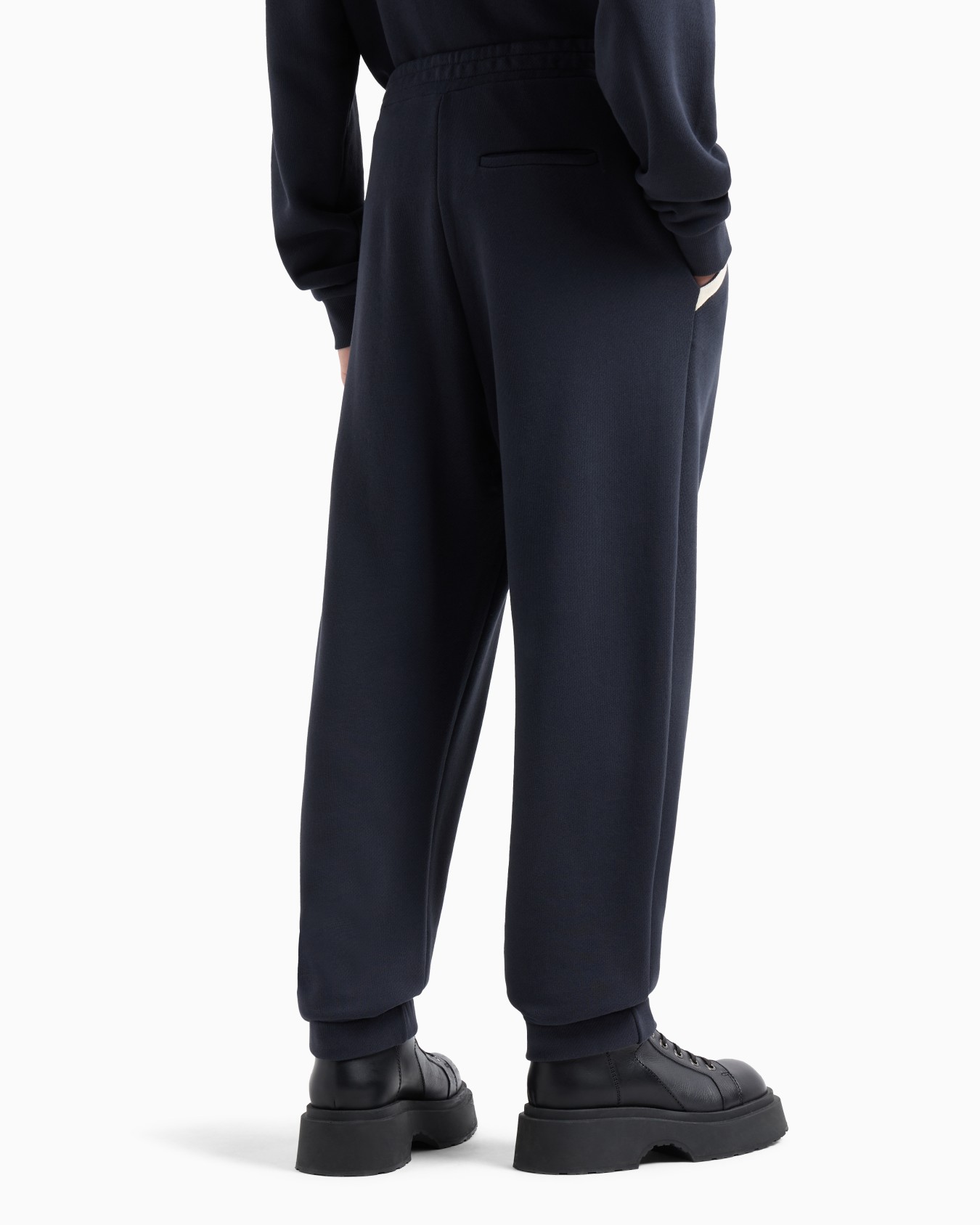 Cosy twill joggers with a whale patch and logo embroidery Slide 2