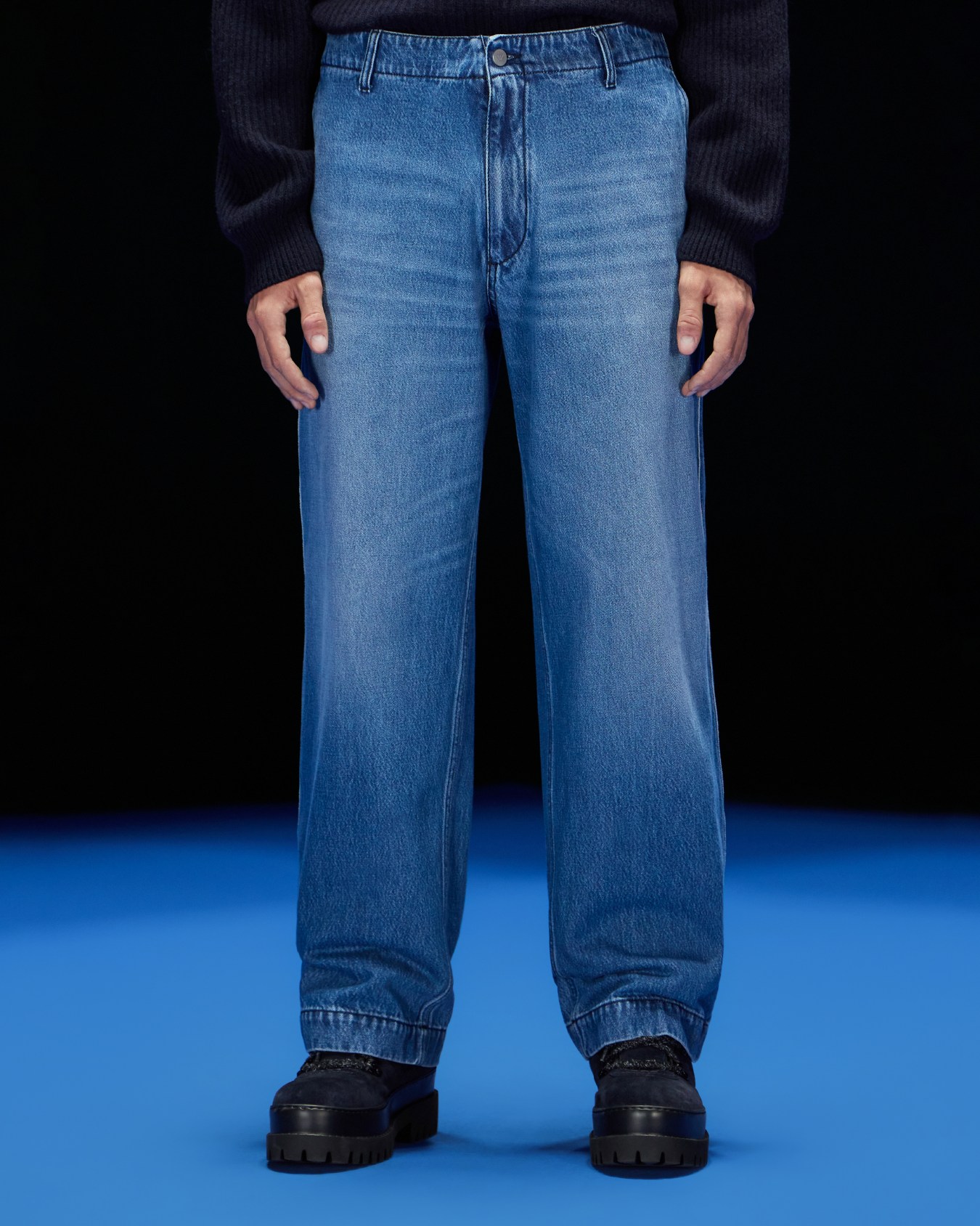 Denim-Jeans aus der Black Blue ASV-Sonderkollektion, mit Vintage-Effekt und Print Folie 2