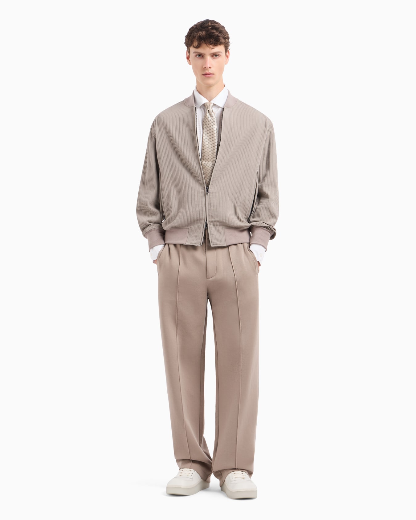 Double-jersey trousers with crease and stretch ankle cuffs Slide 3