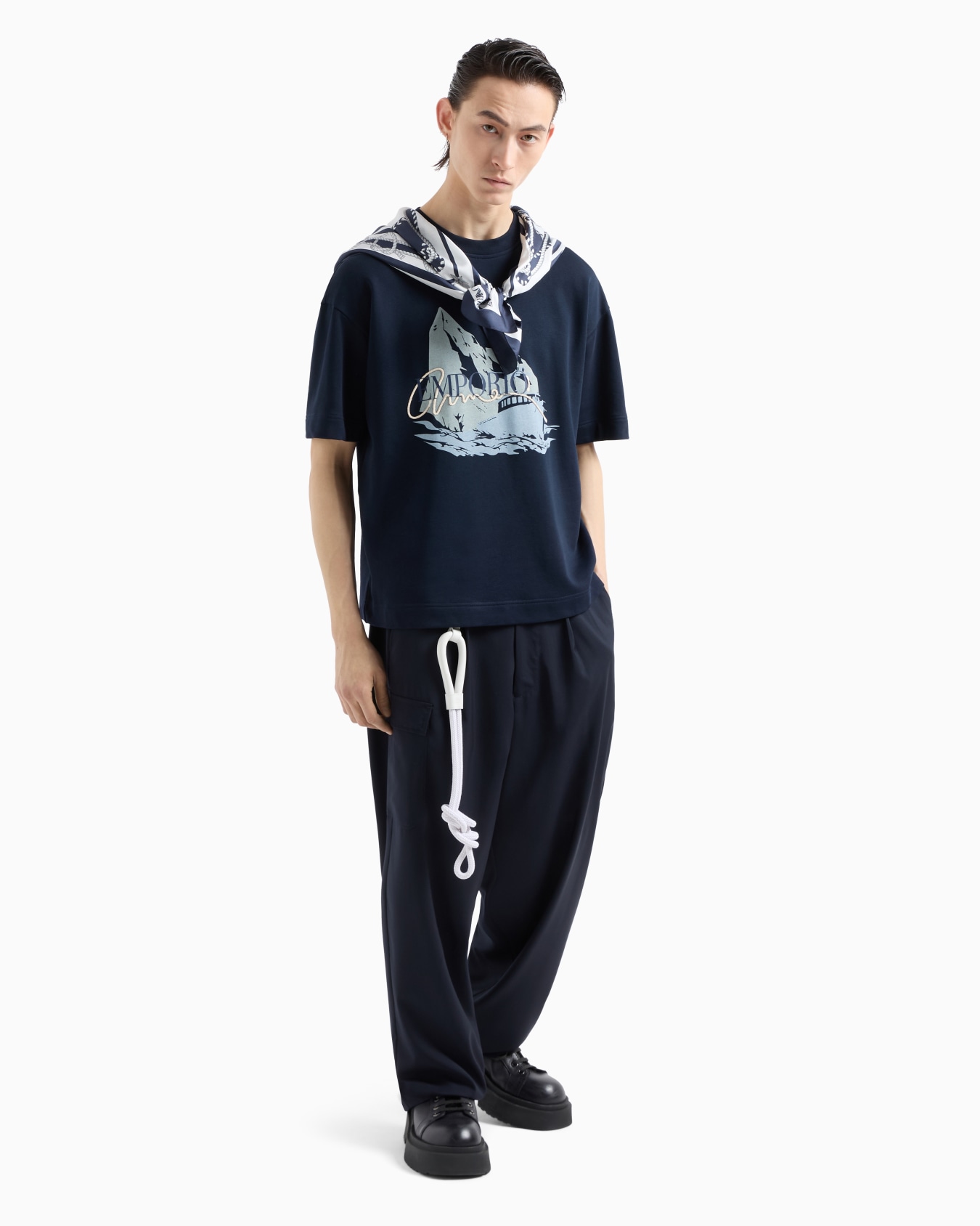 Lightweight jersey short-sleeved sweatshirt with Iceberg and logo print Slide 3