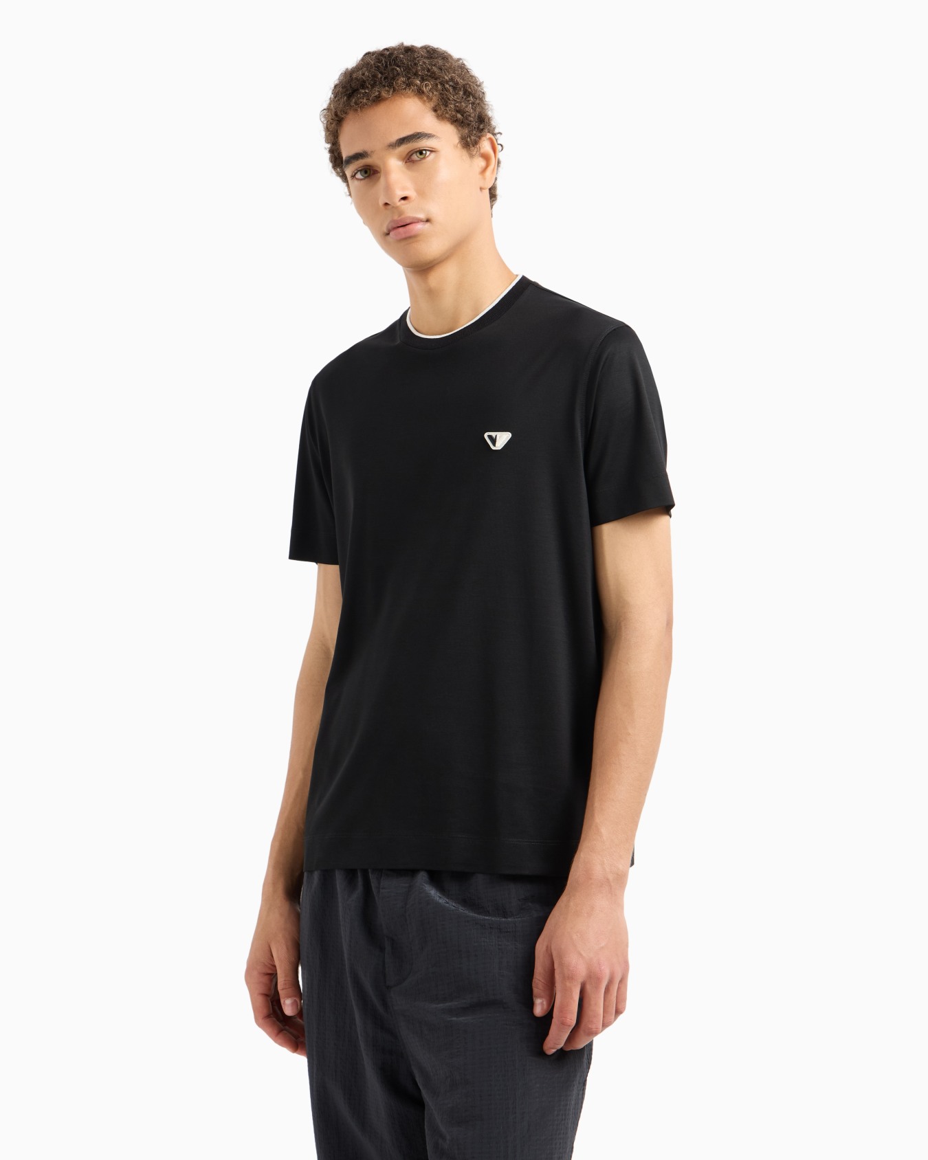  T-Shirt aus Jersey-Lyocell-Mischung mit zweifarbigem Mikroadler Folie 1