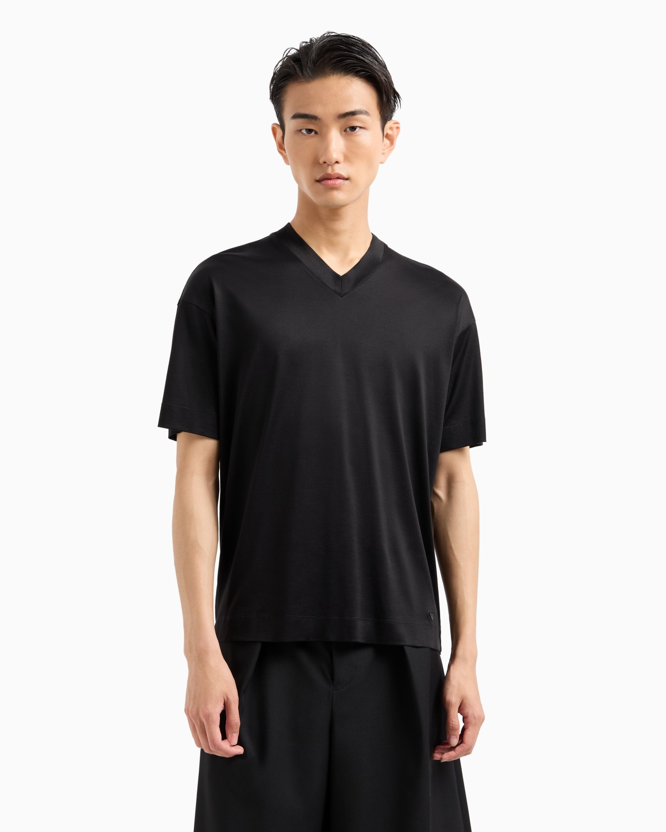 T-shirt col en V en mélange de jersey lyocell  Diapositive 1