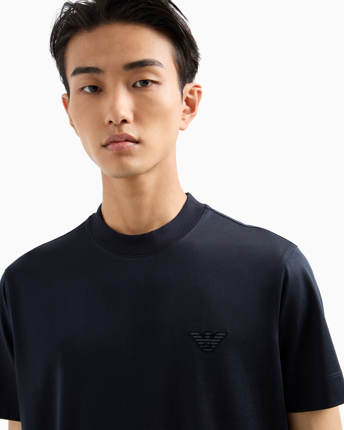 T-shirt en jersey de lyocell mélangé avec logo floqué  Diapositive 4
