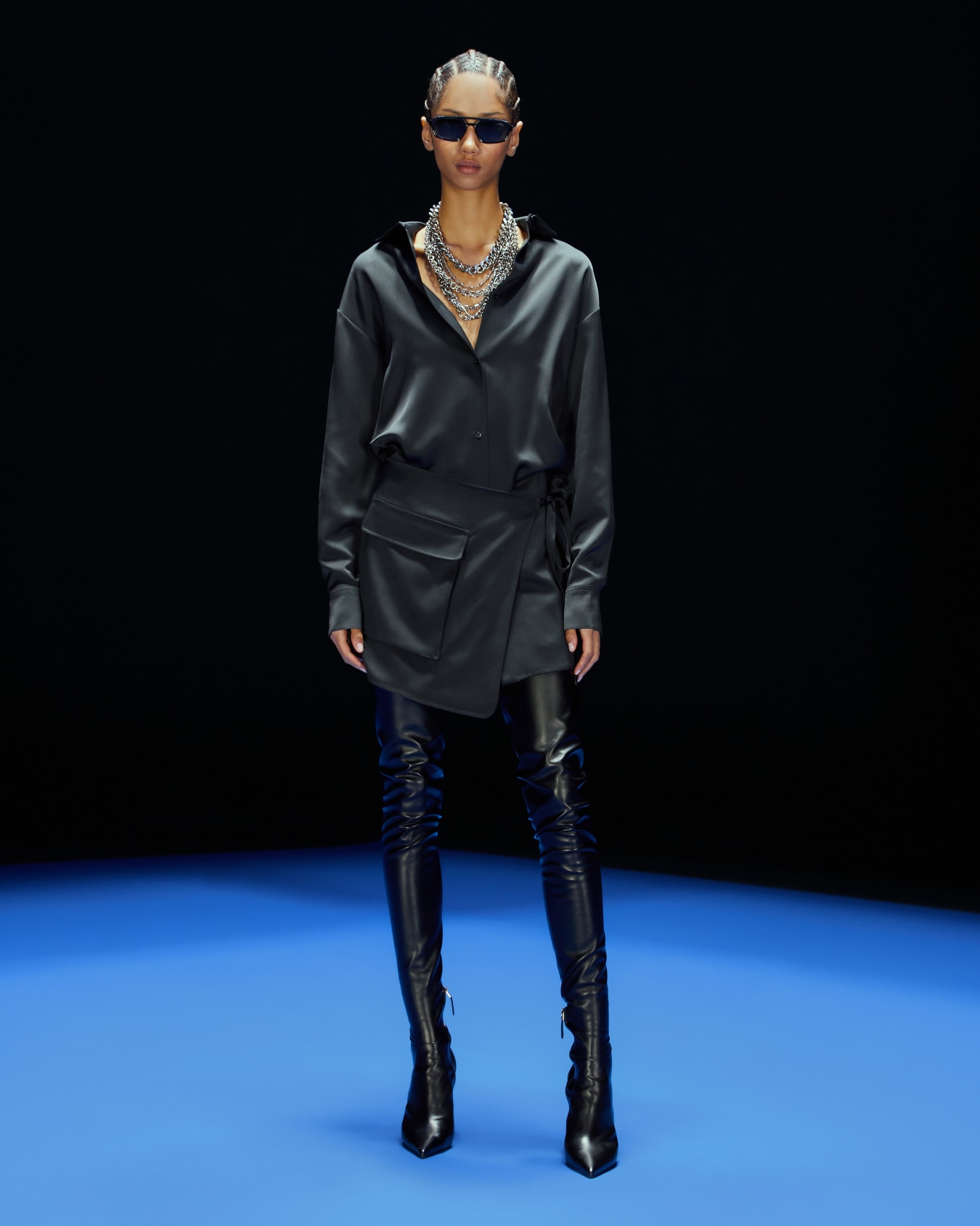 Robe à col chemise en satin Capsule Black Blue ASV Diapositive 4