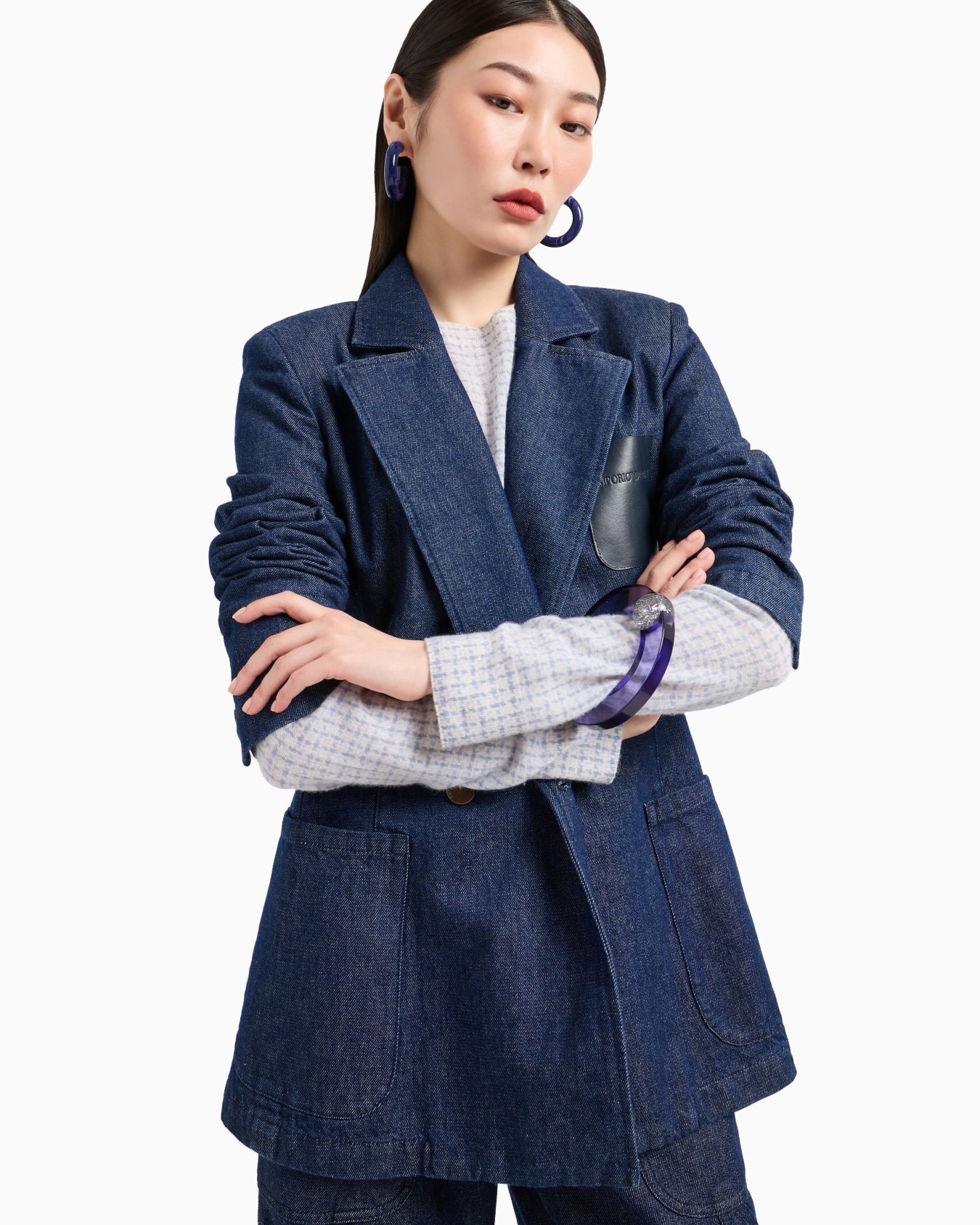 Blazer à double boutonnage en denim 310 g/m2 avec poche en cuir logotypée Diapositive 5