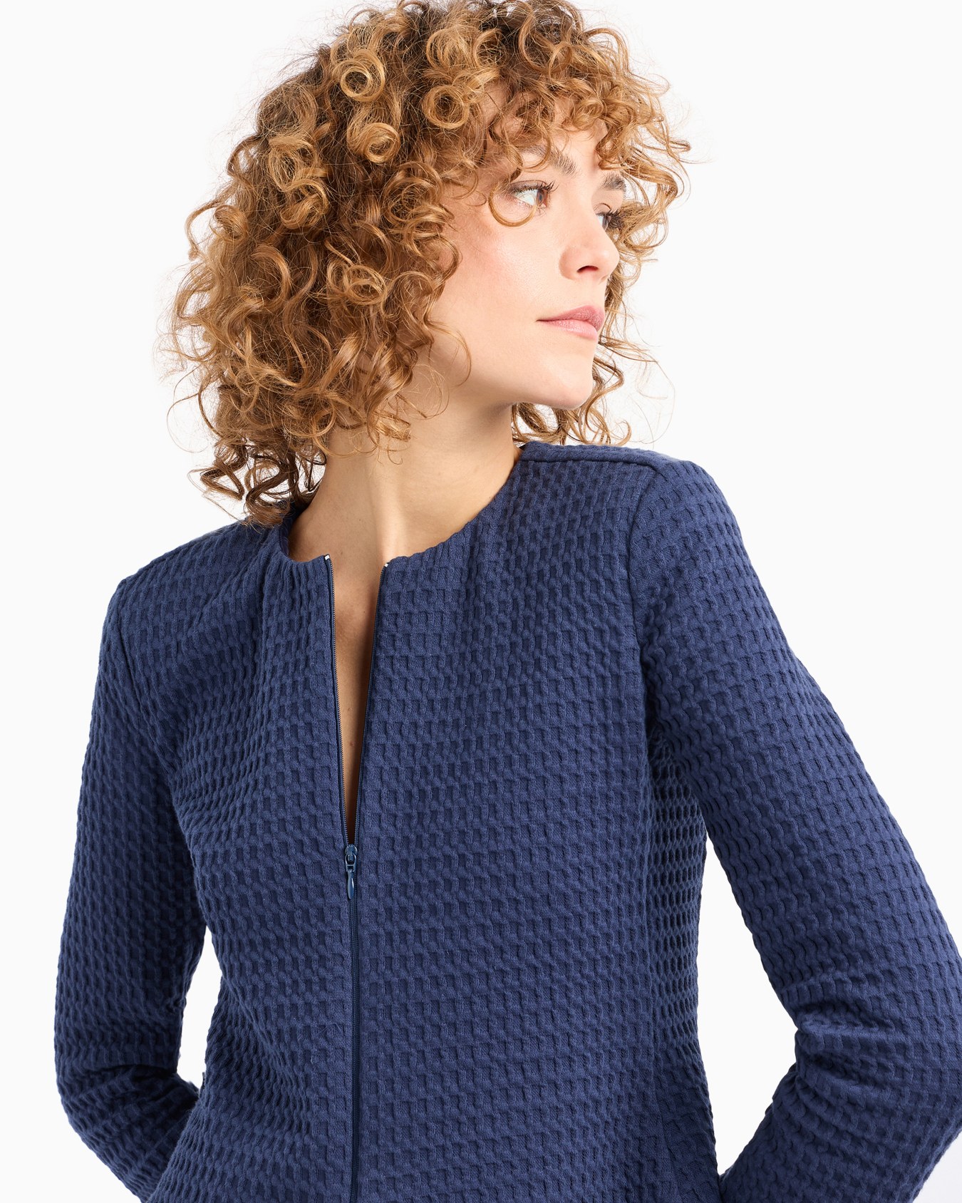 Veste avec fermeture zippée et basque en maille effet gaufré Diapositive 5