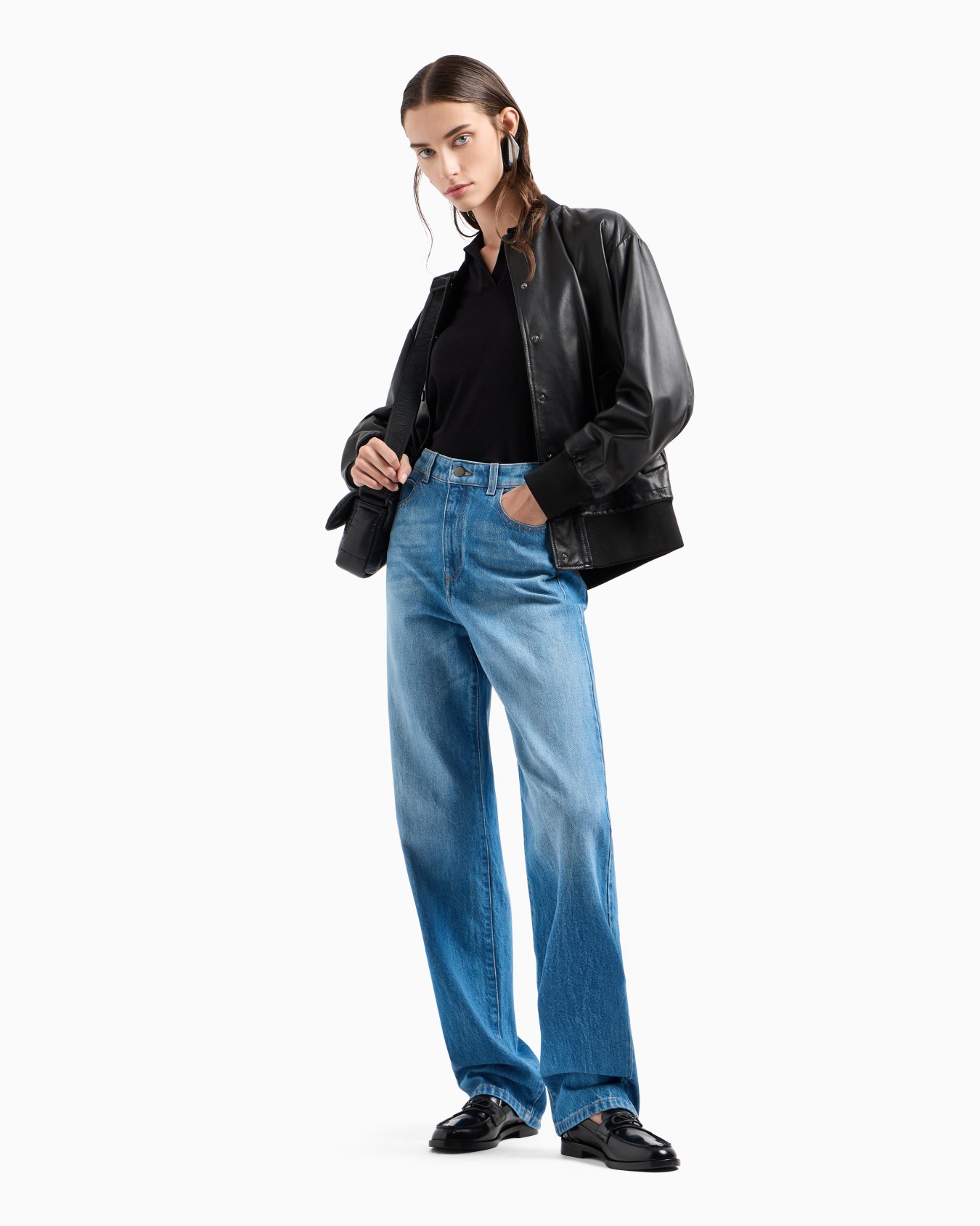 Jean J4B taille mi-haute et jambe droite en denim confortable Diapositive 3