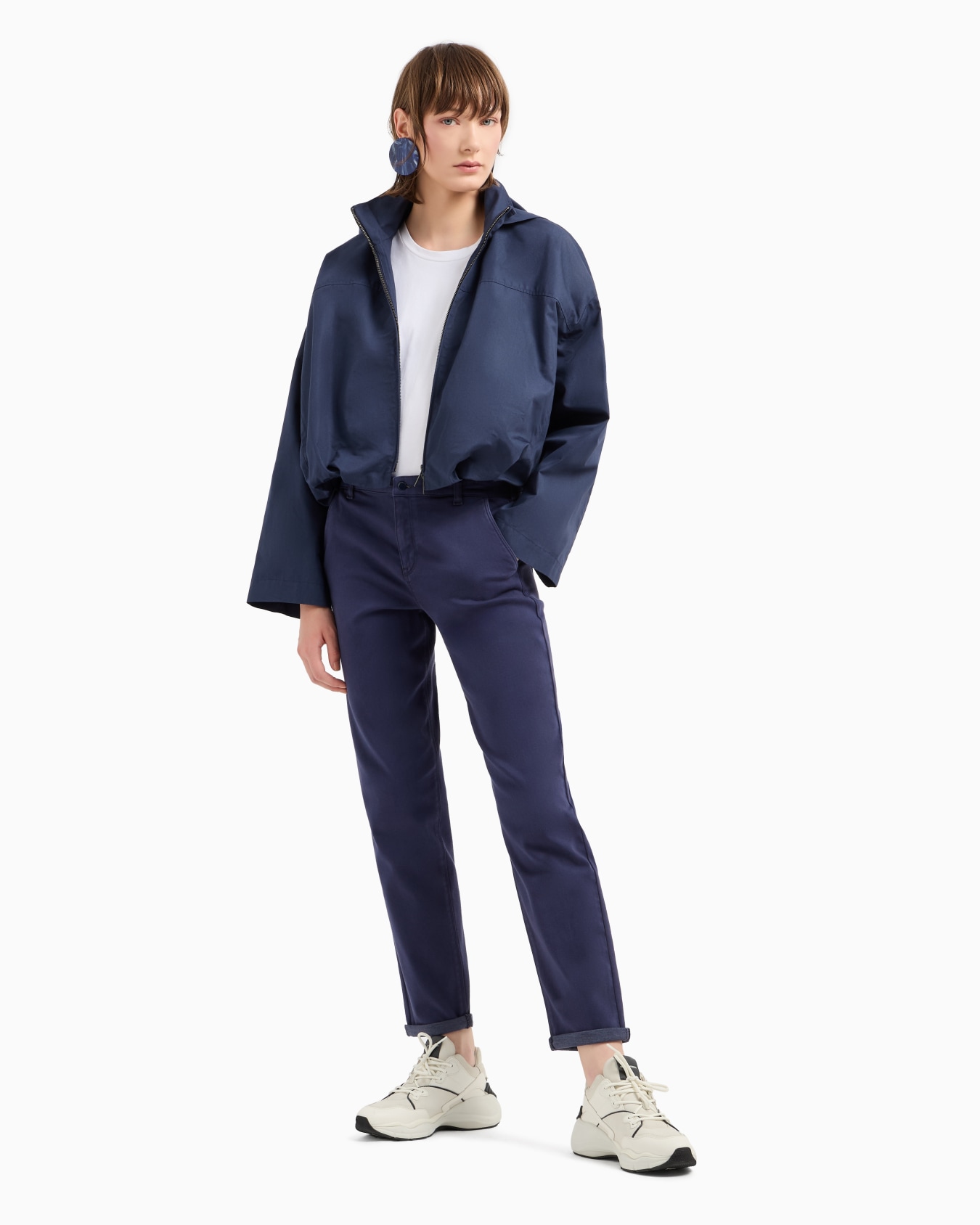Pantalon J5A taille mi-haute et jambe décontractée en jersey avec arrière en denim Diapositive 3