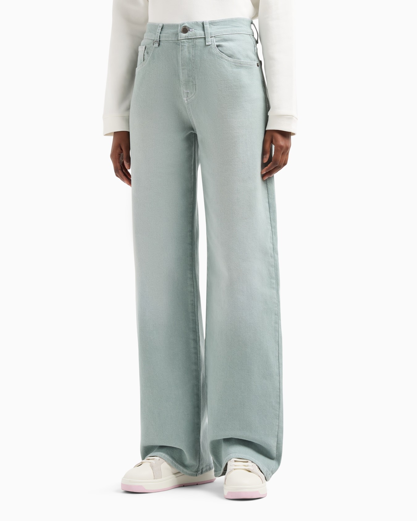 J7E mid-rise straight-leg jeans in piece-dyed cotton drill Slide 1