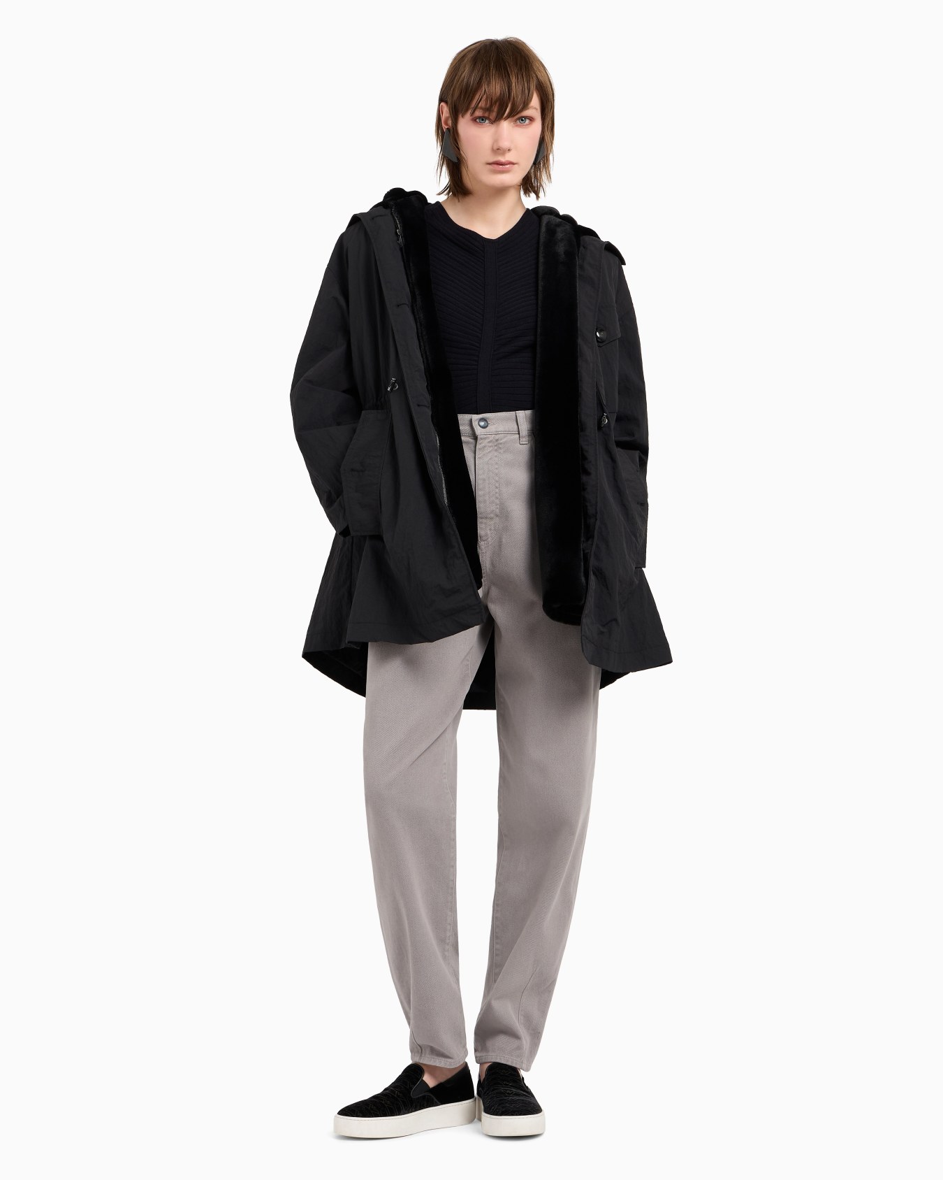 Water-repellent nylon parka with fur-effect inner gilet Slide 3