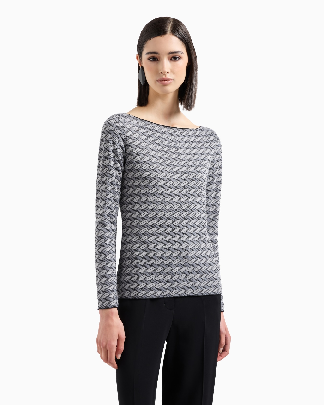 Jersey de cuello barco de tejido jacquard de punto con motivo en relieve Diapositiva 1