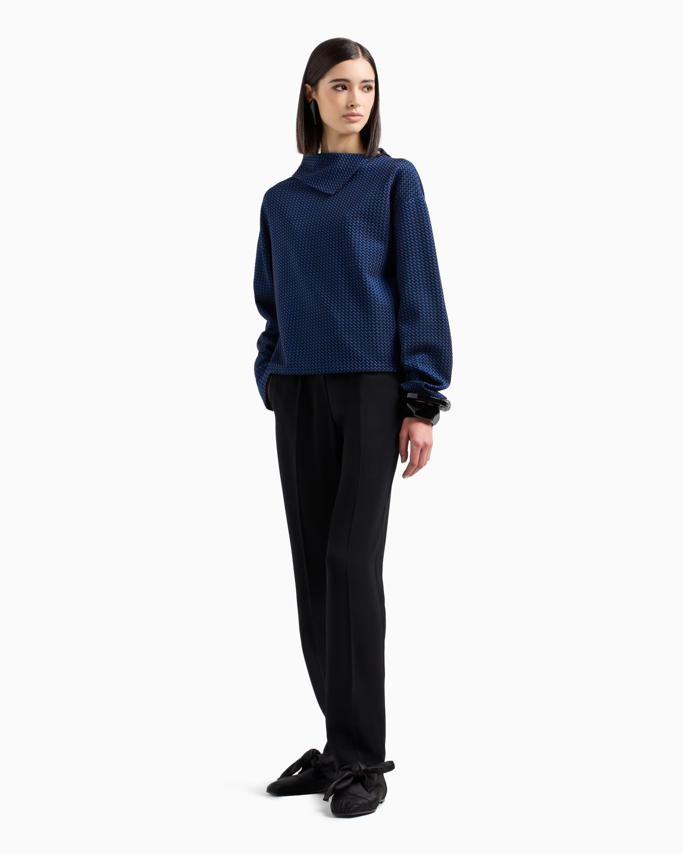 Jumper with a large turned-up collar in viscose jacquard jersey Slide 3