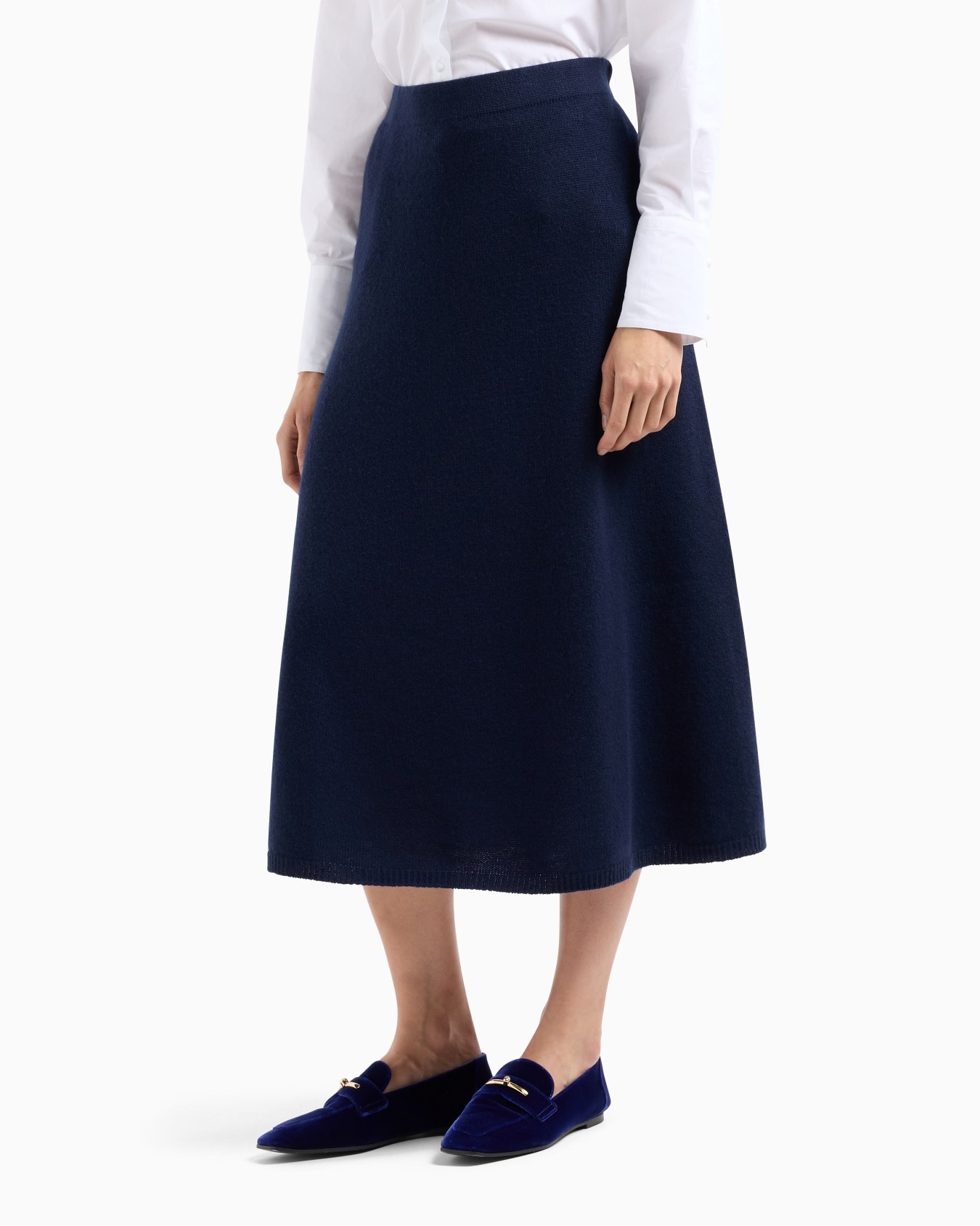 Seamless plain virgin wool midi skirt Slide 1