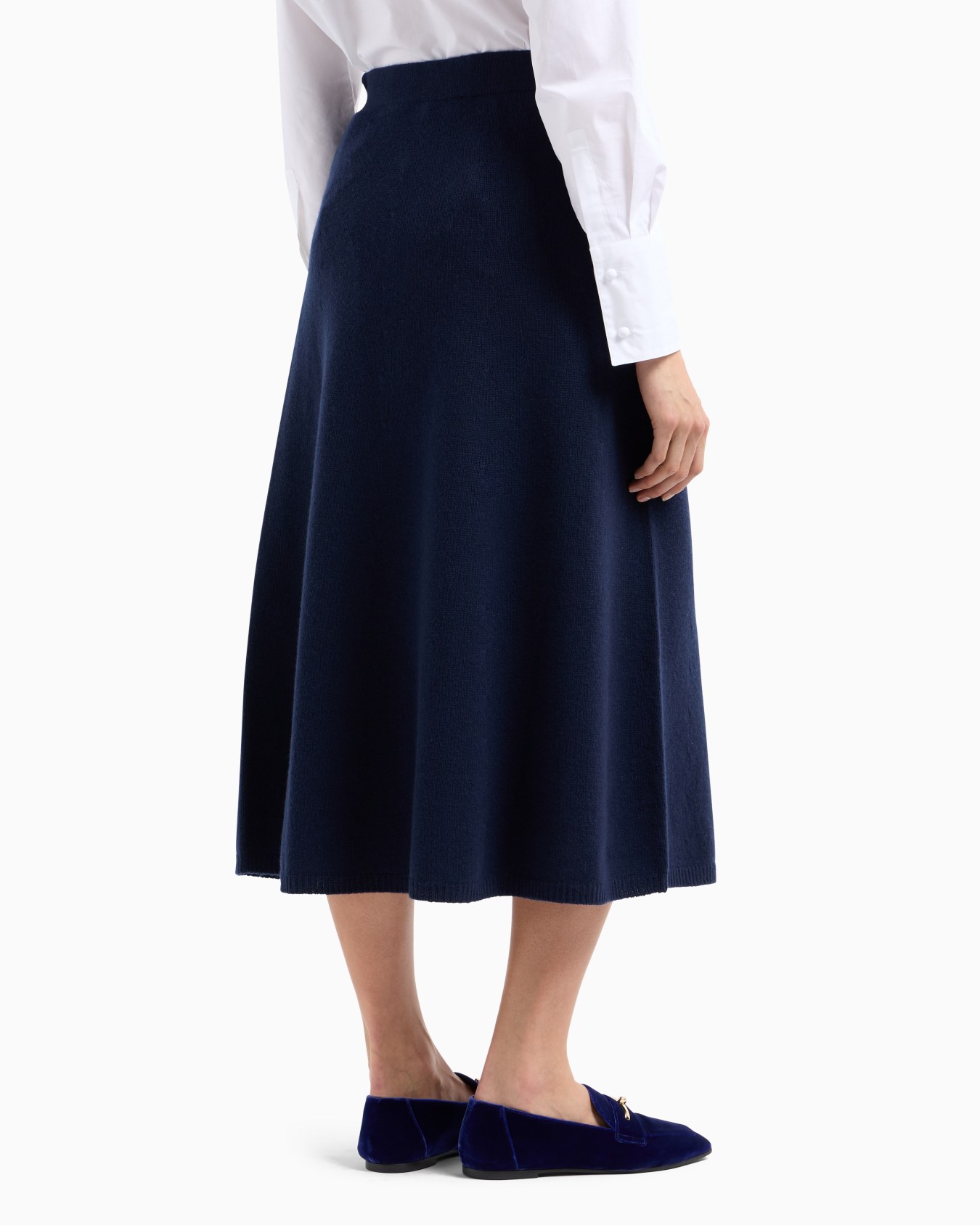 Seamless plain virgin wool midi skirt Slide 2
