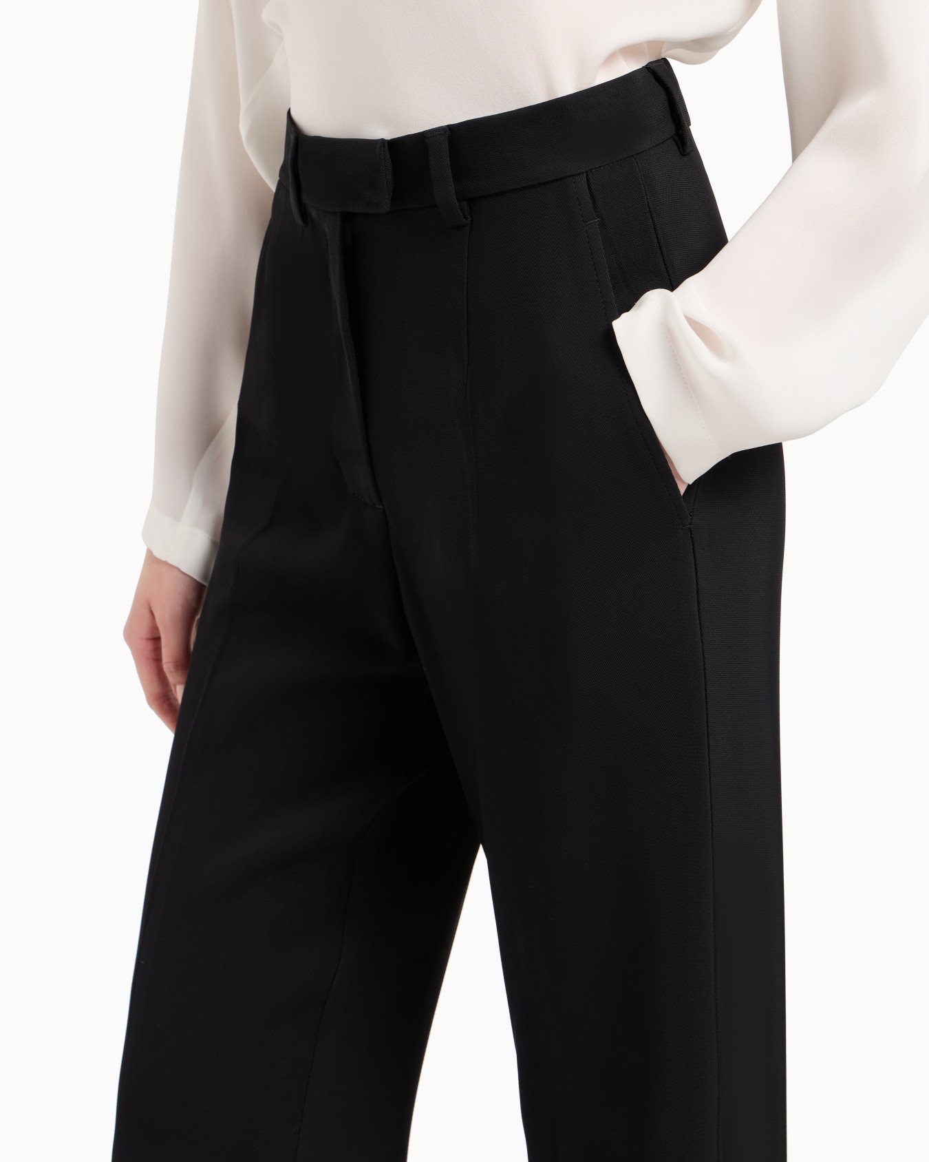 Stretch-viscose trousers with pleats Diapositiva 5