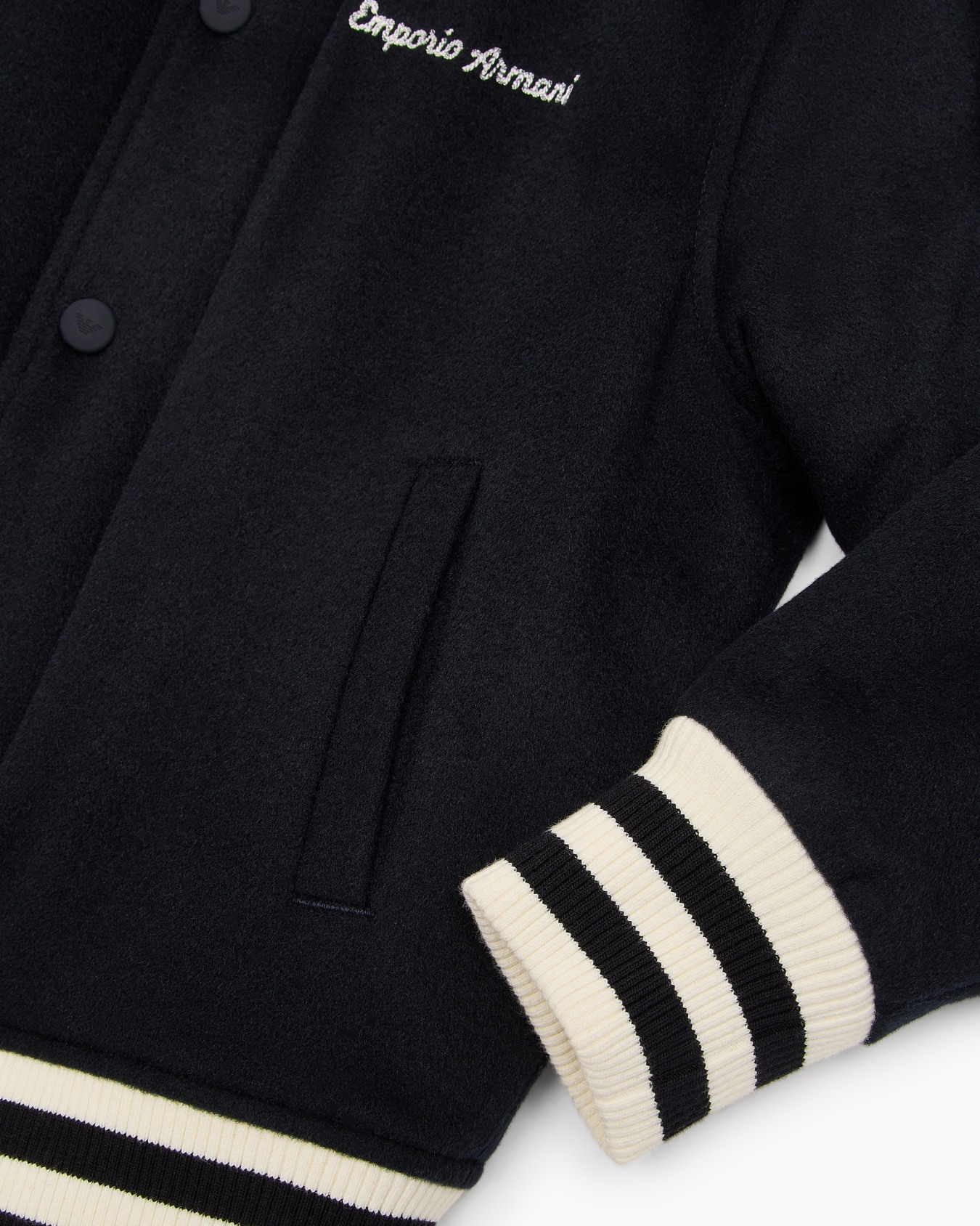 Blouson en tissu de laine avec grand écusson blason logo Diapositive 1