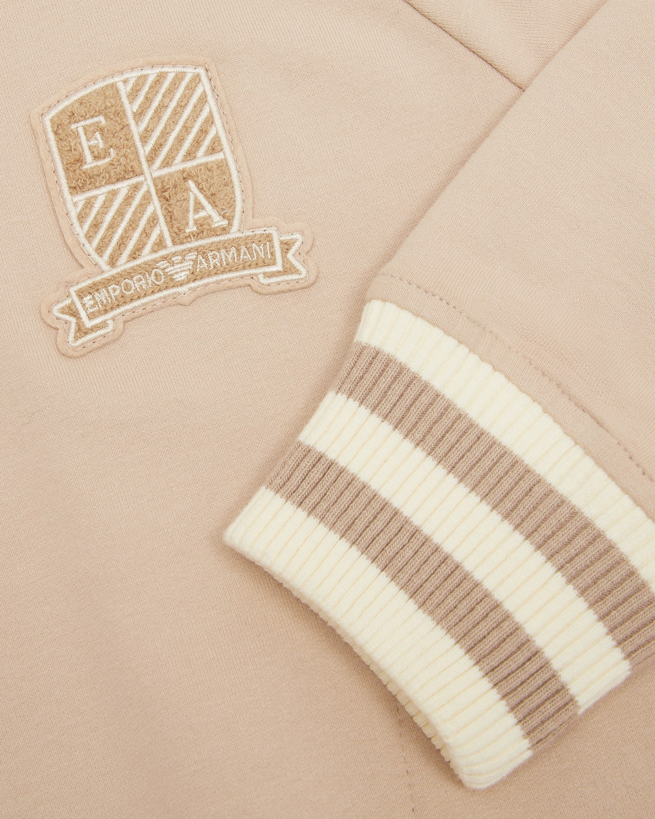 Oversized sweatshirt in jersey with logo crest patch Slide 1