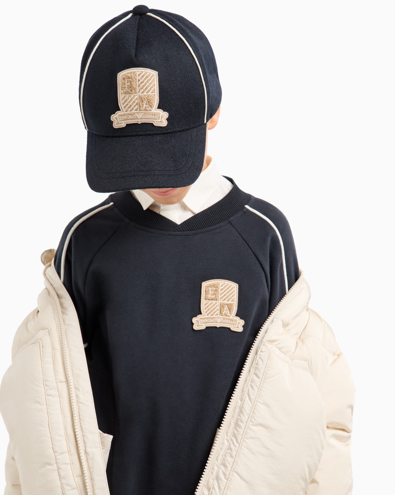 Sweat-shirt surdimensionné en jersey avec écusson blason logo Diapositive 4