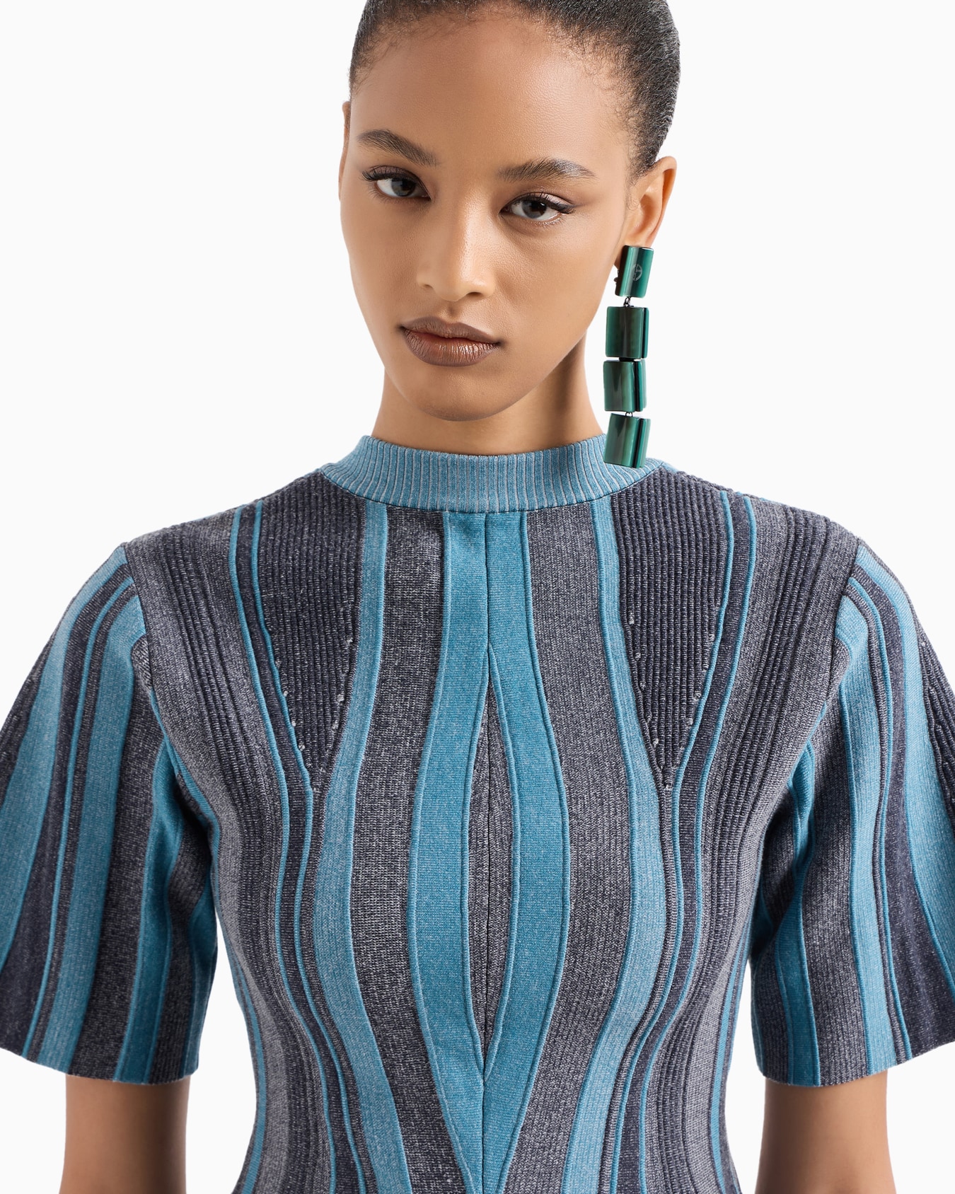 Jacquard viscose blend knit blouse Slide 5